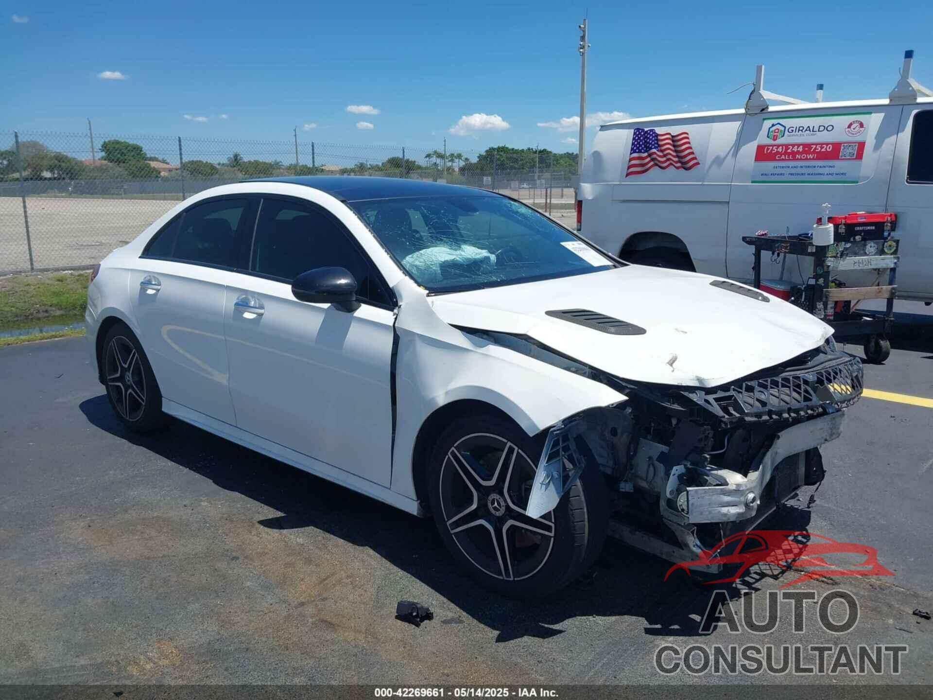 MERCEDES-BENZ A 220 2019 - WDD3G4EB1KW012903
