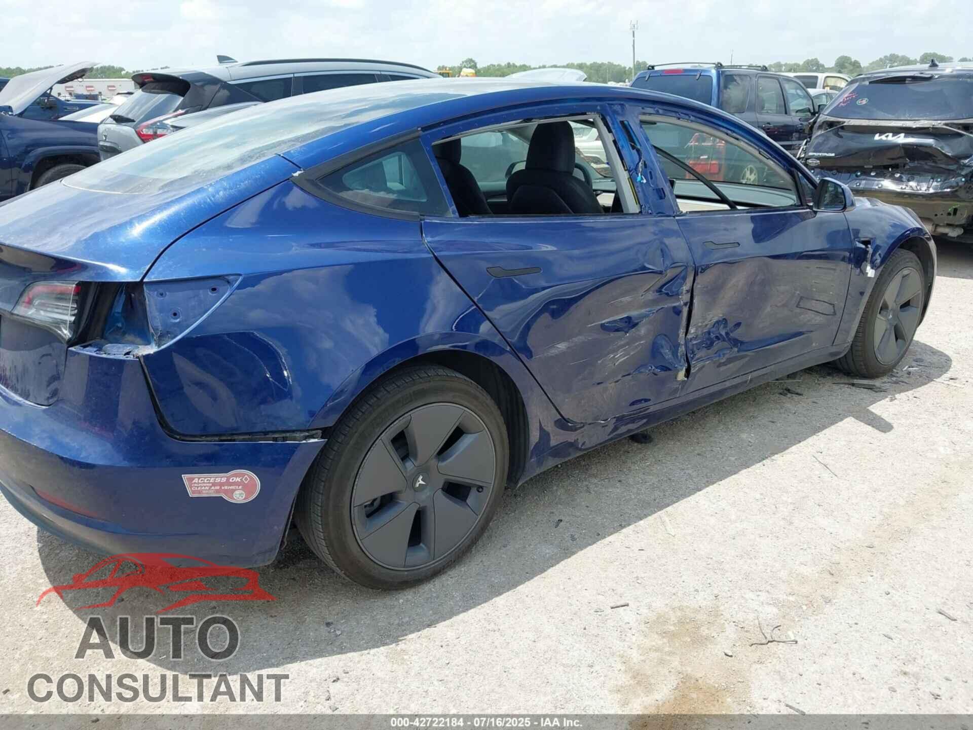 TESLA MODEL 3 2023 - 5YJ3E1EA8PF484131