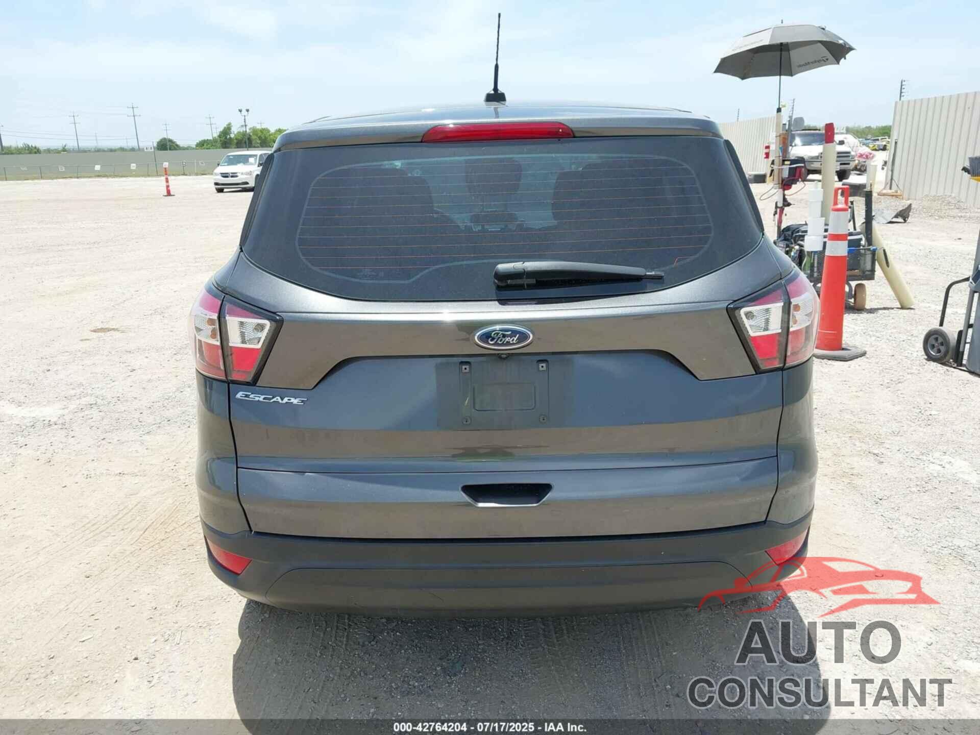 FORD ESCAPE 2018 - 1FMCU0F77JUC69933