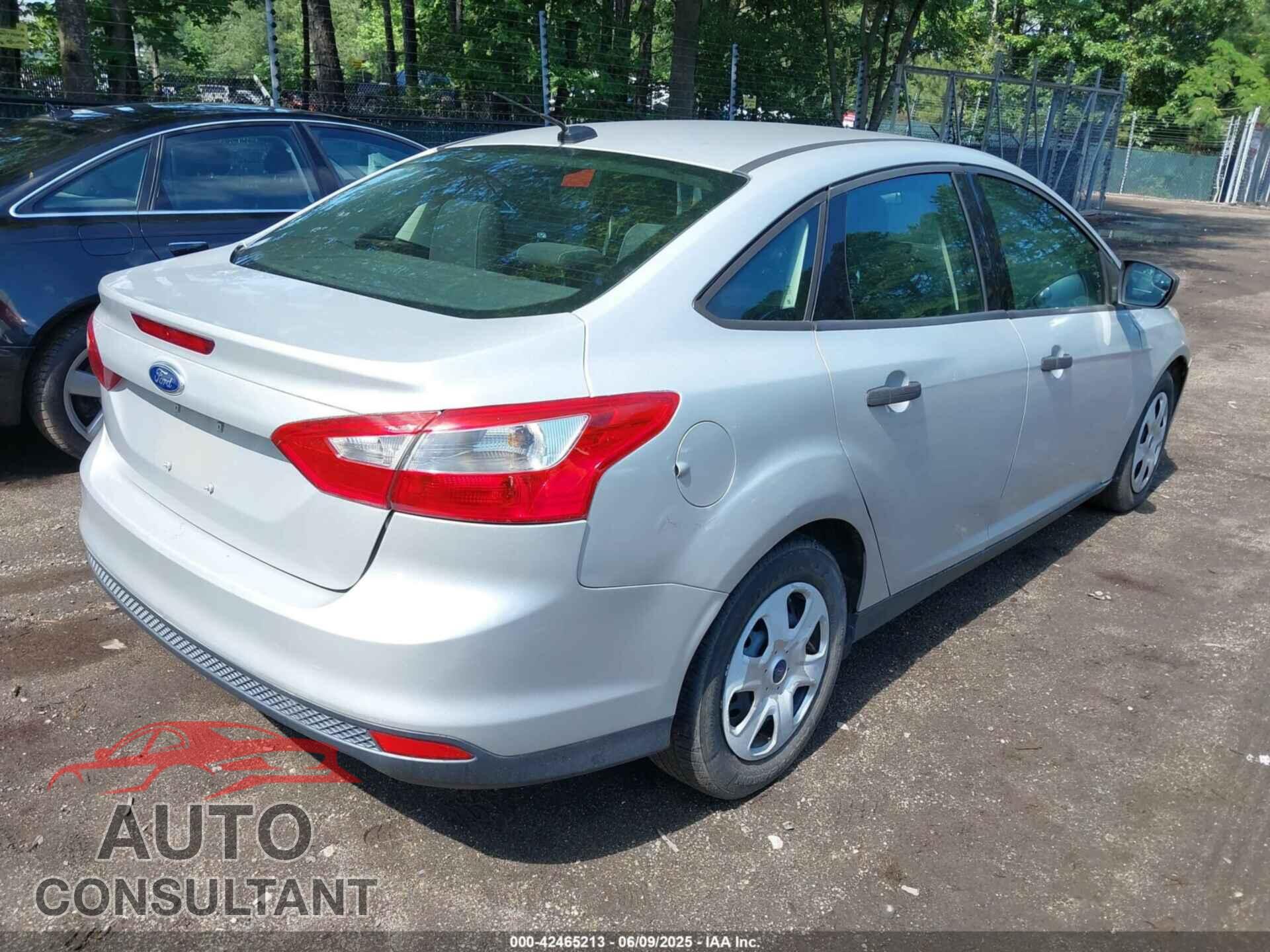 FORD FOCUS 2013 - 1FADP3E24DL226481