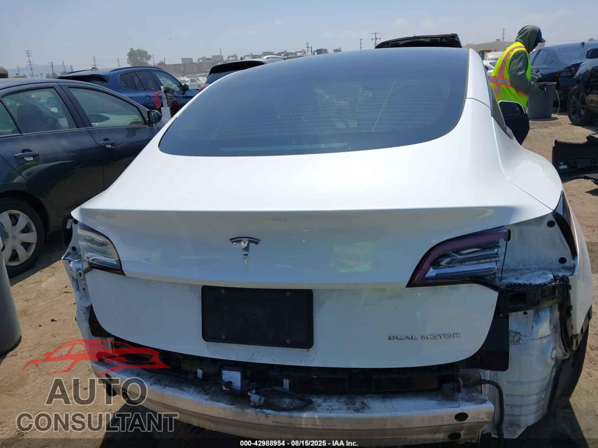 TESLA MODEL 3 2022 - 5YJ3E1EB7NF181671