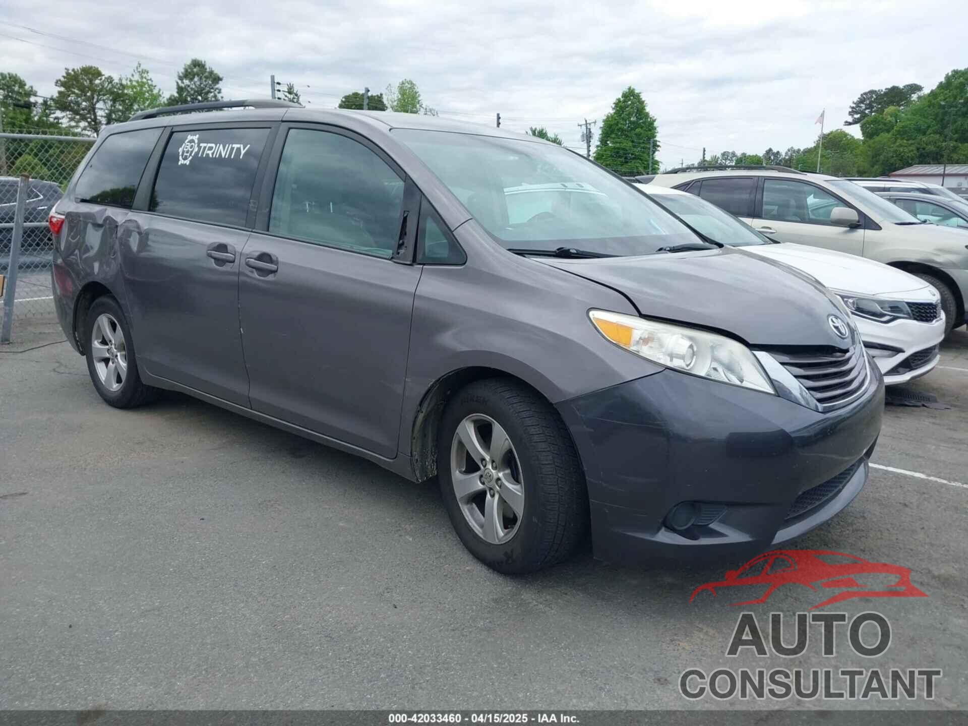 TOYOTA SIENNA 2015 - 5TDKK3DC5FS610247