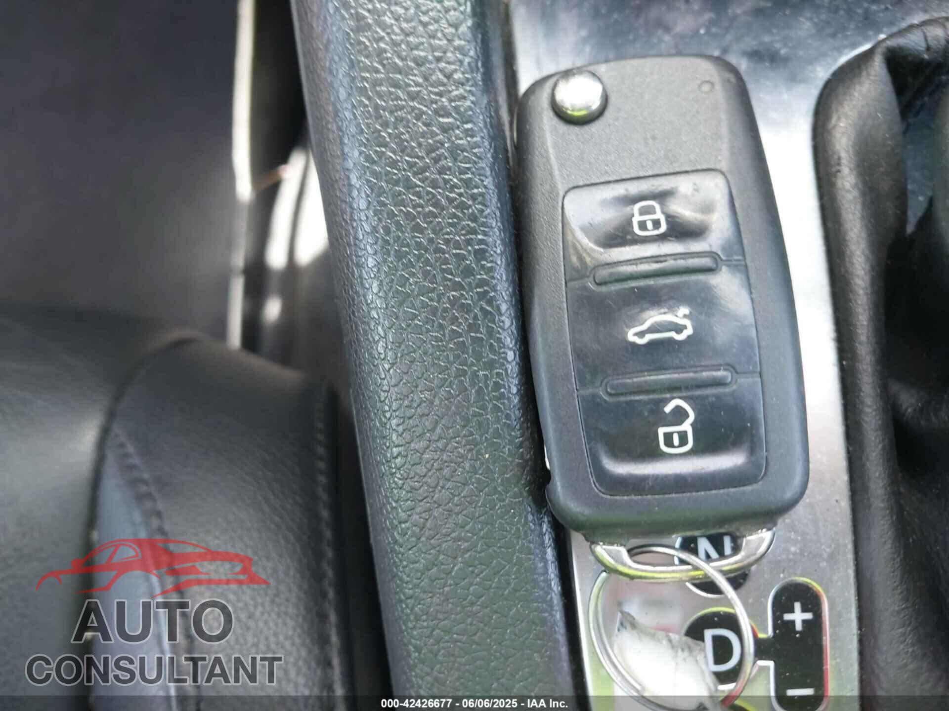VOLKSWAGEN EOS 2012 - WVWFW7AH7CV002793