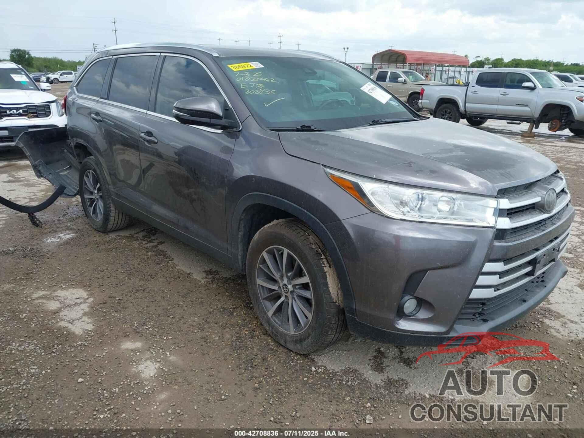 TOYOTA HIGHLANDER 2019 - 5TDKZRFH8KS303835