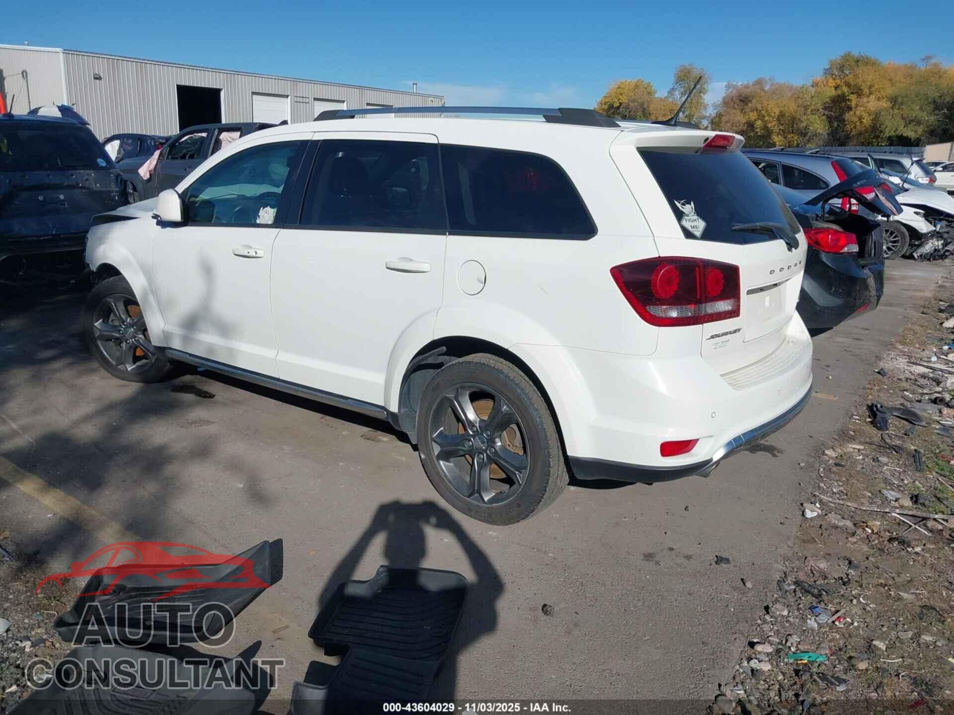 DODGE JOURNEY 2015 - 3C4PDCGG3FT677255