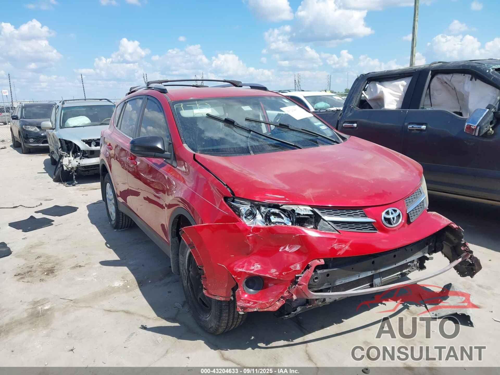 TOYOTA RAV4 2015 - JTMBFREV3FD157085