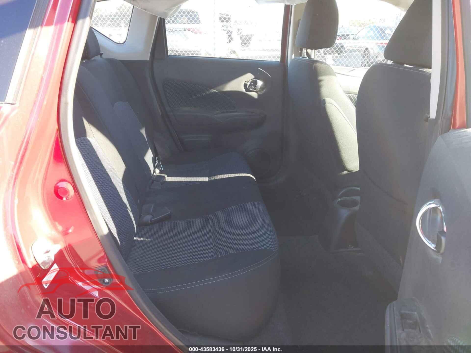 NISSAN VERSA NOTE 2015 - 3N1CE2CP3FL425813