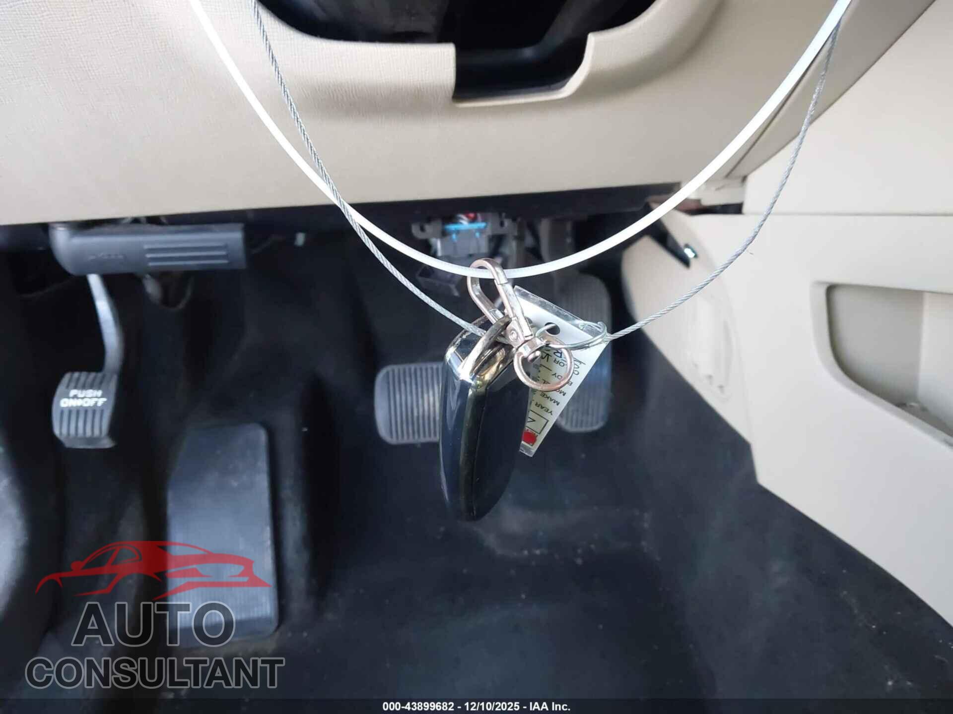 FORD FLEX 2017 - 2FMHK6D80HBA10095