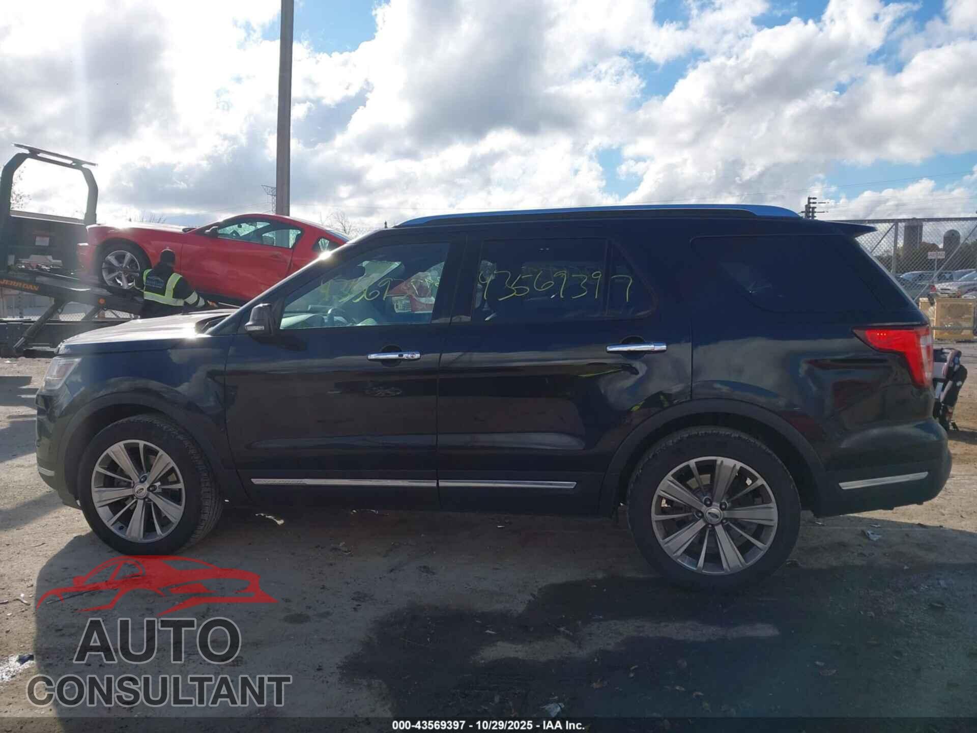 FORD EXPLORER 2018 - 1FM5K8F82JGB45184