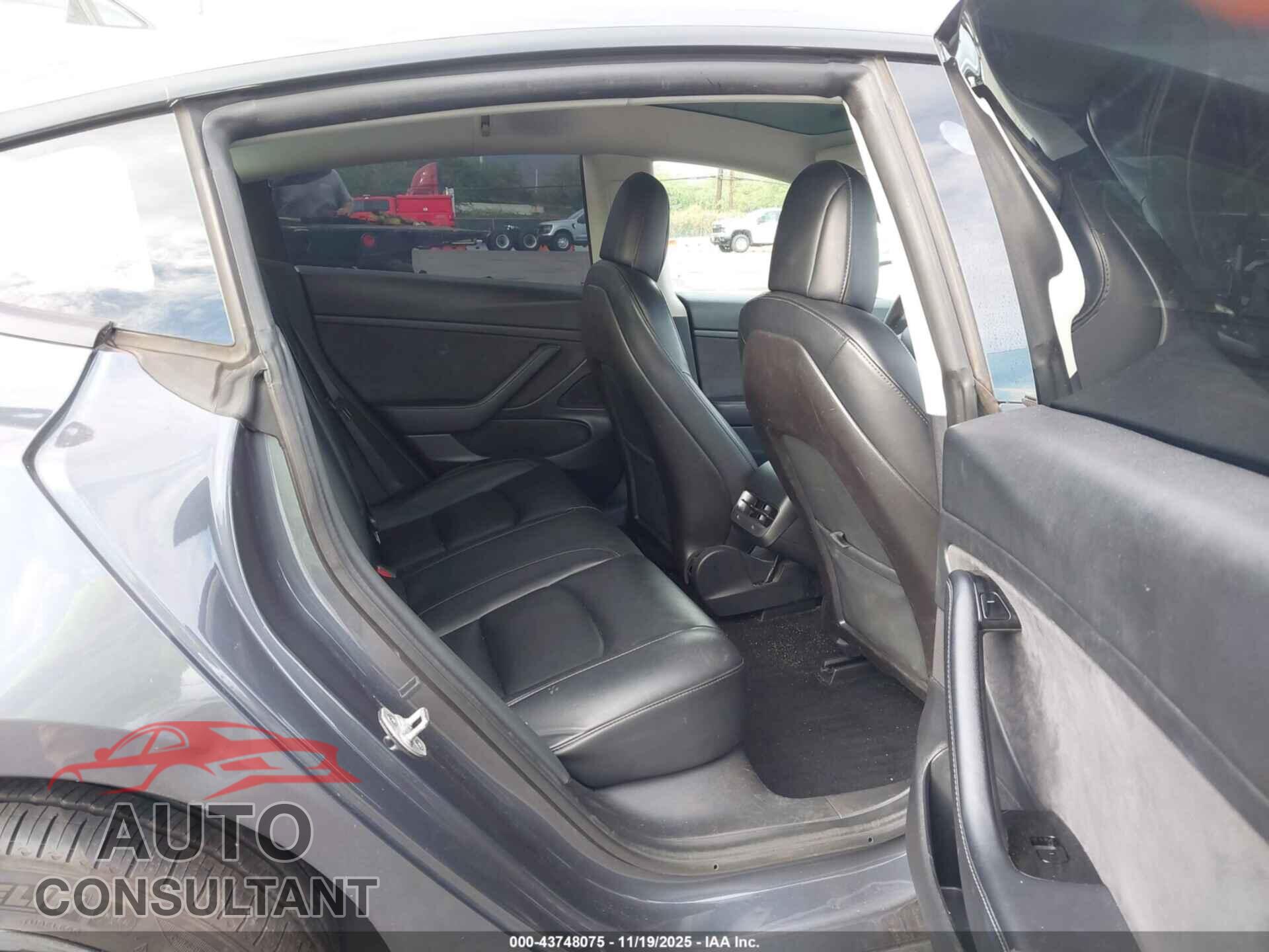 TESLA MODEL 3 2020 - 5YJ3E1EA6LF658076