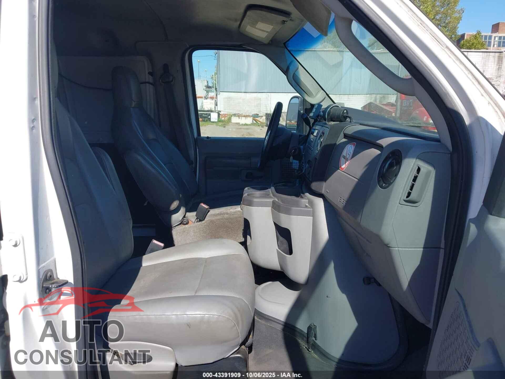FORD E-150 2014 - 1FTNE1EL7EDA59384