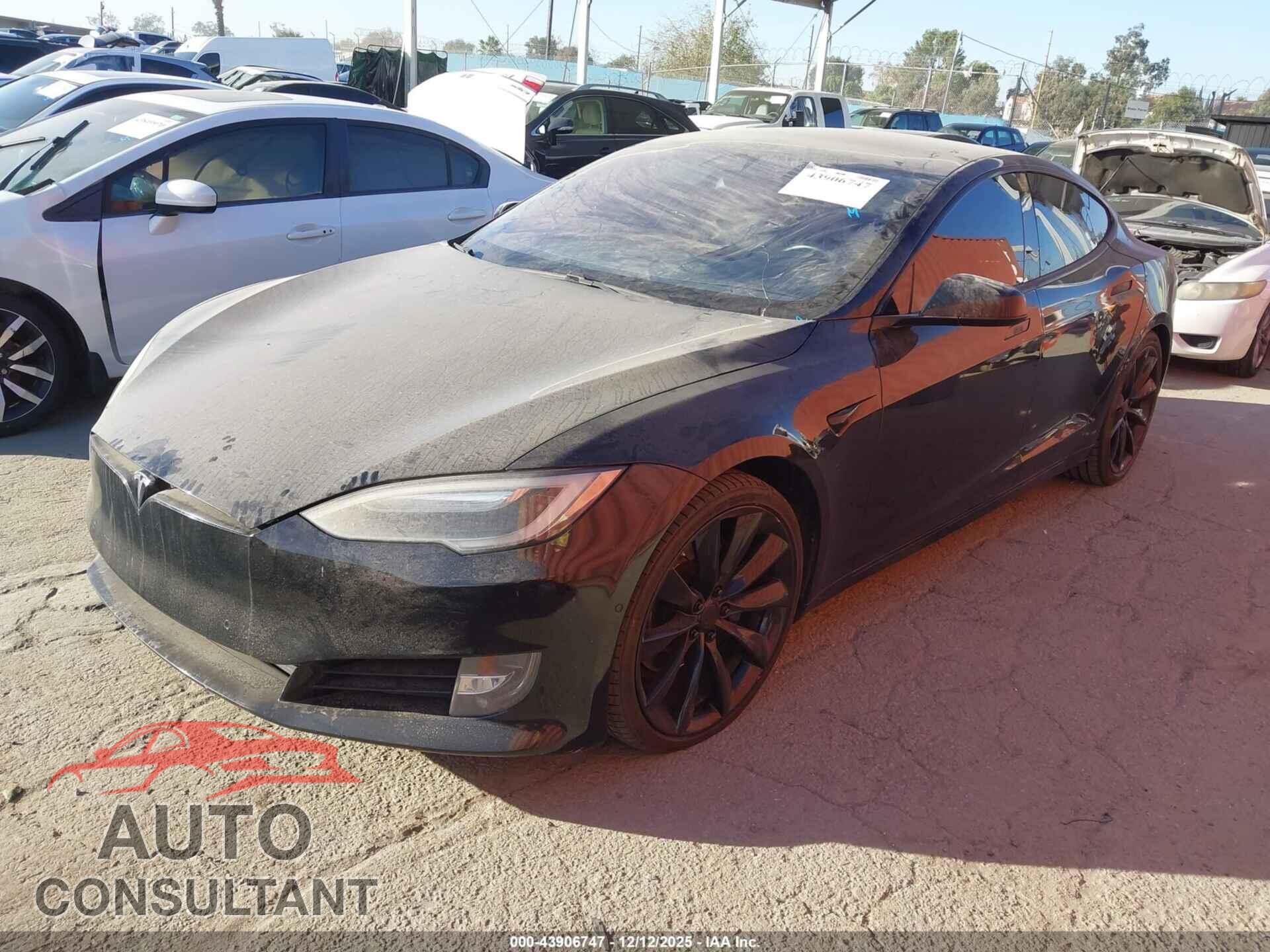 TESLA MODEL S 2017 - 5YJSA1E17HF219287