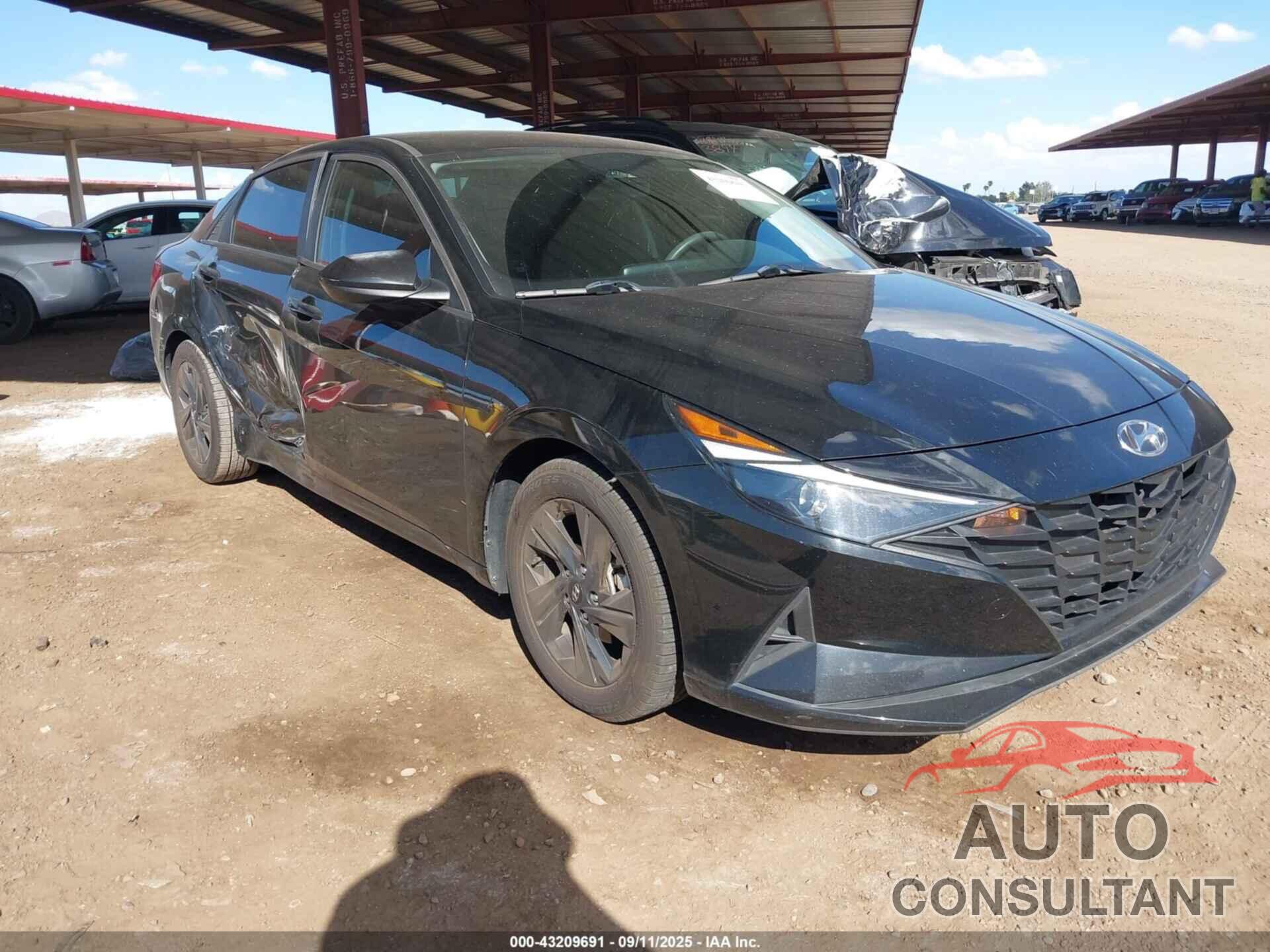 HYUNDAI ELANTRA 2022 - KMHLM4AG5NU278151