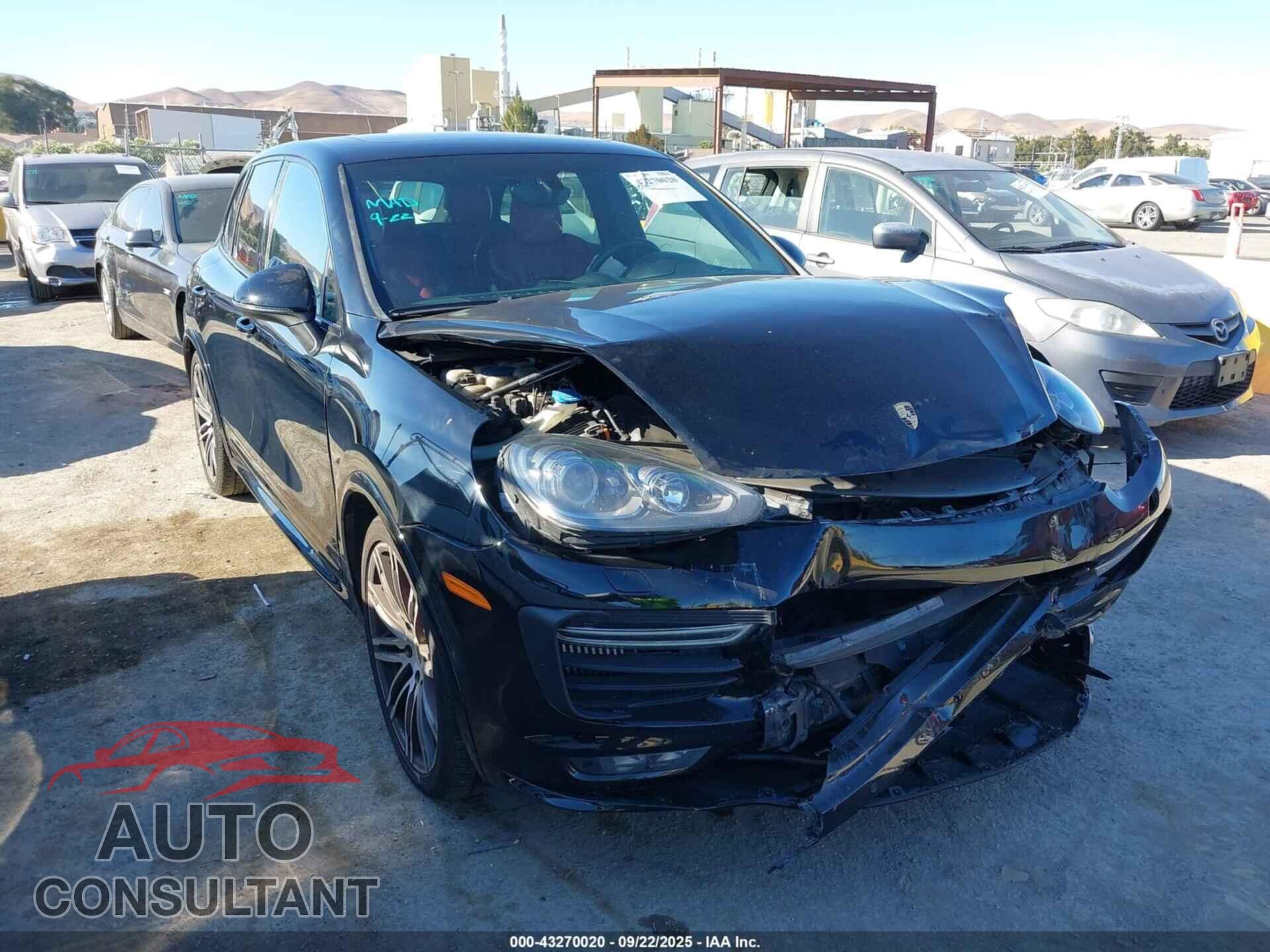 PORSCHE CAYENNE 2017 - WP1AD2A23HLA81413