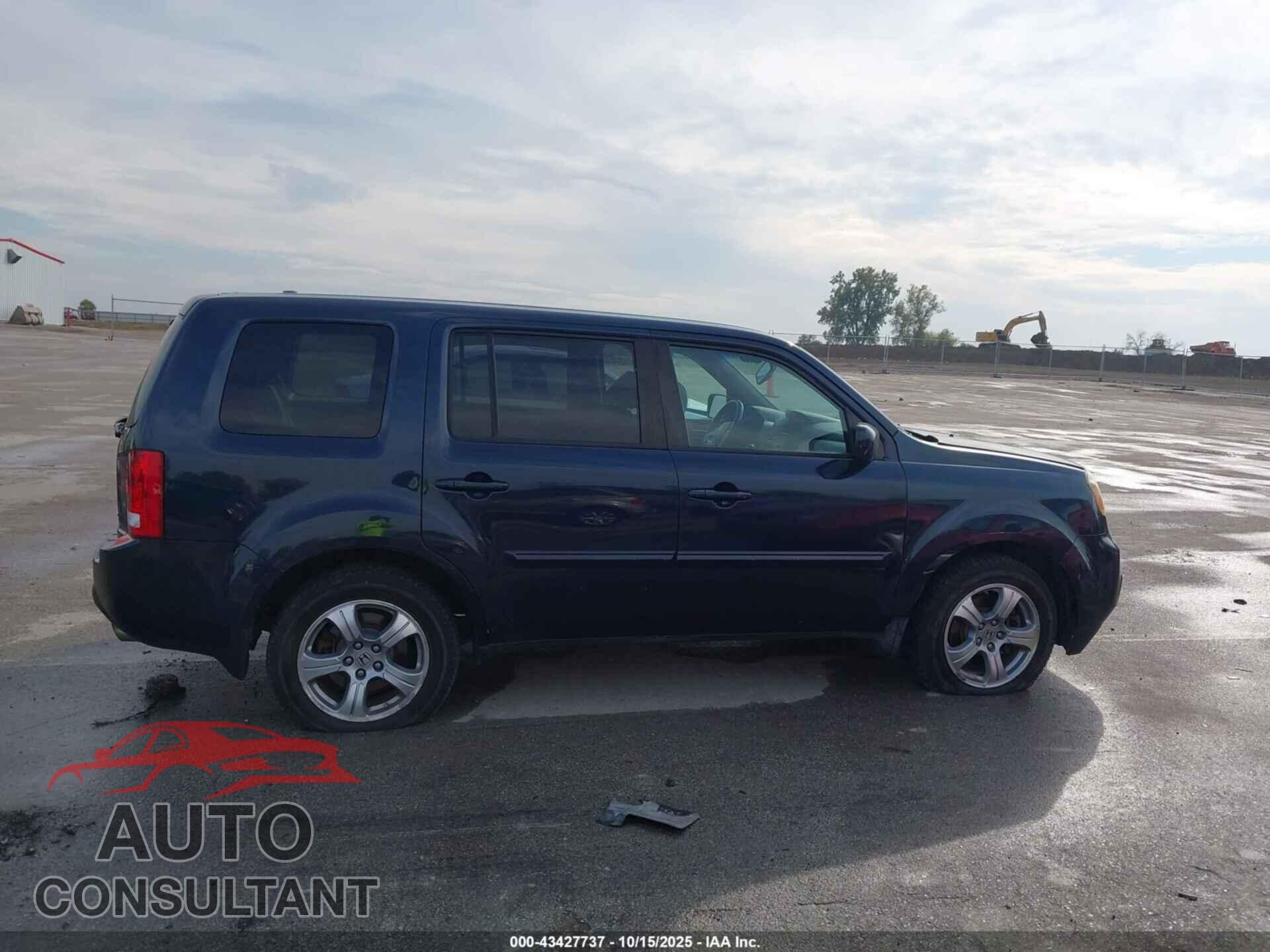 HONDA PILOT 2012 - 5FNYF4H68CB058798