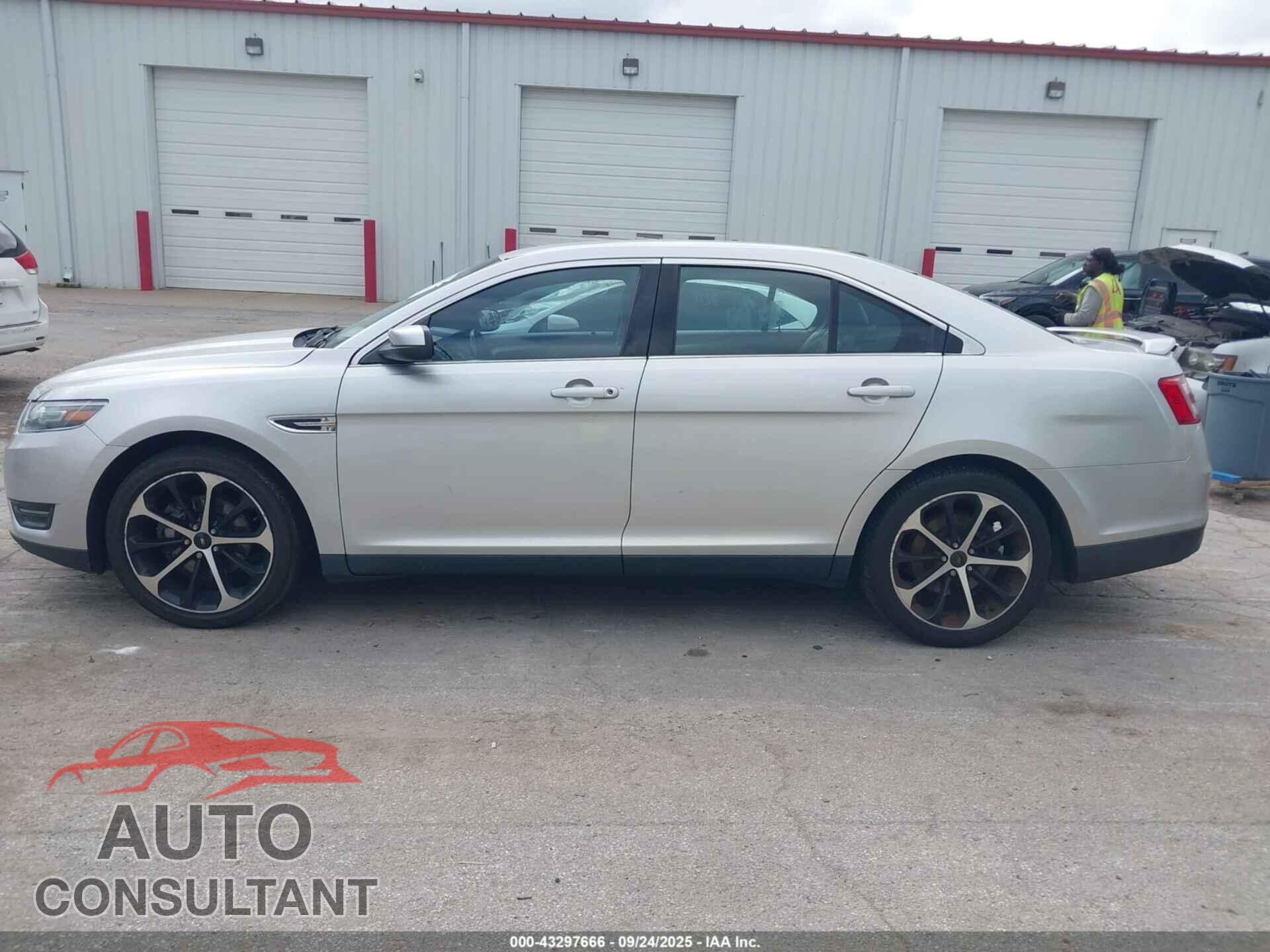 FORD TAURUS 2014 - 1FAHP2E83EG181978