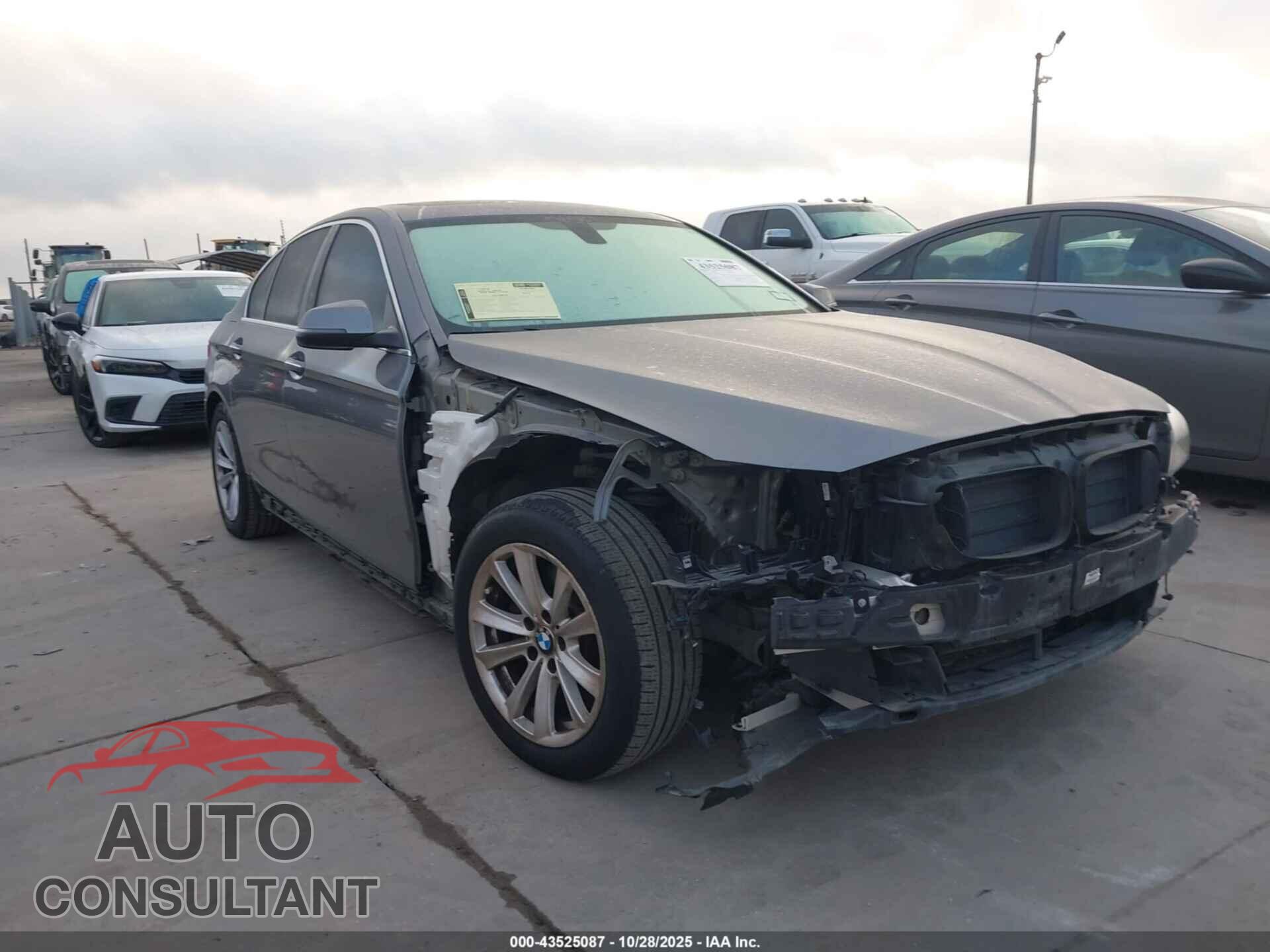 BMW 528I 2015 - WBA5A5C57FD521335