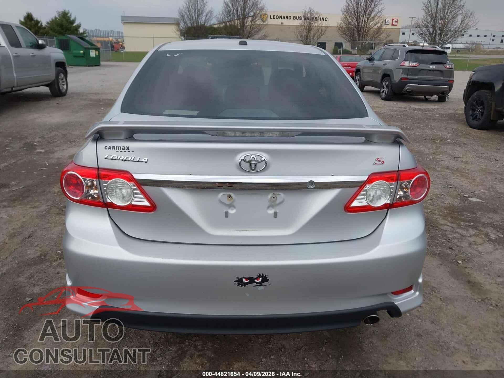 TOYOTA COROLLA 2011 - 2T1BU4EEXBC662122