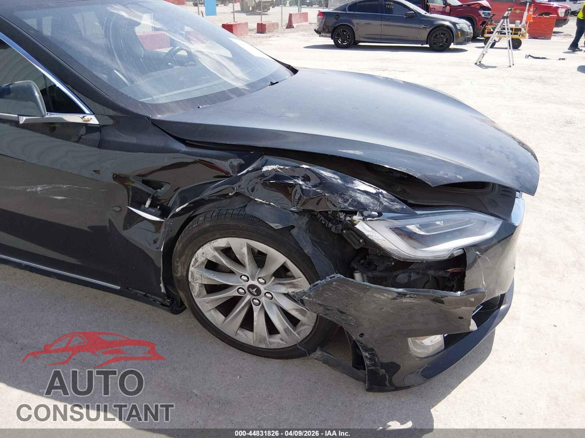 TESLA MODEL S 2017 - 5YJSA1E22HF230495