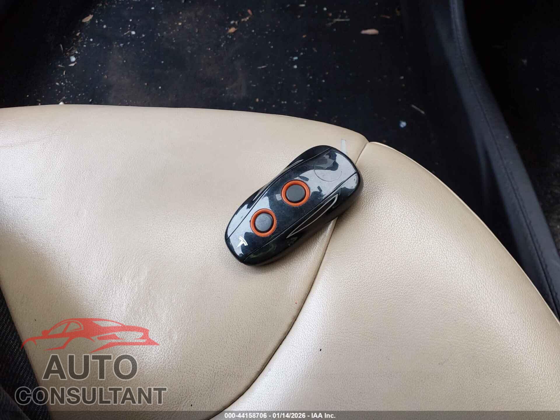 TESLA MODEL S 2012 - 5YJSA1CN3CFP03052