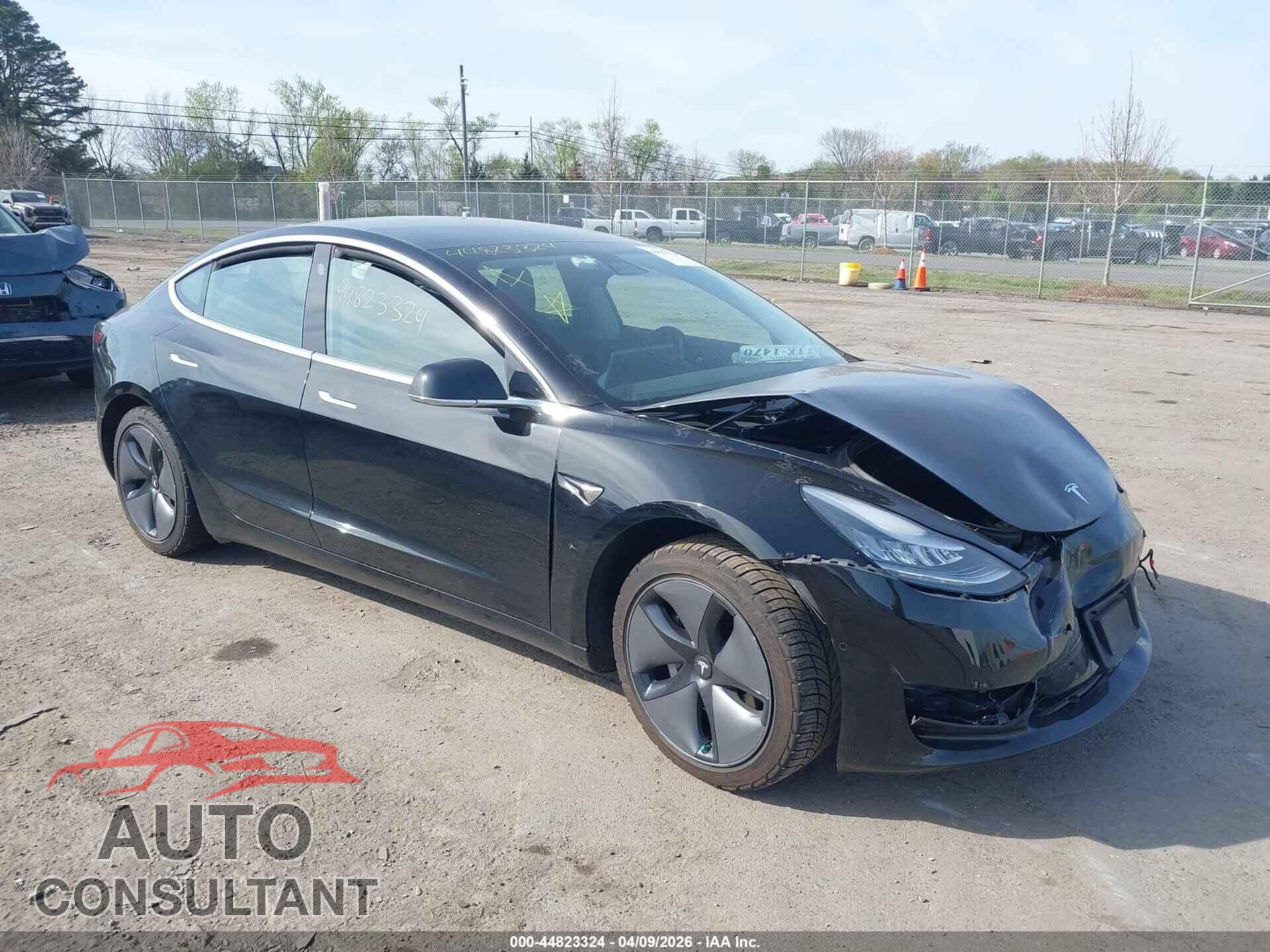 TESLA MODEL 3 2019 - 5YJ3E1EB3KF384357