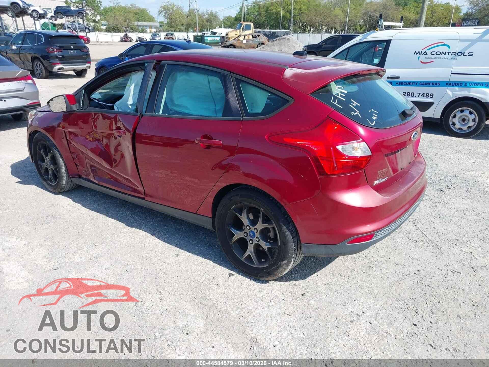 FORD FOCUS 2013 - 1FADP3K22DL174708