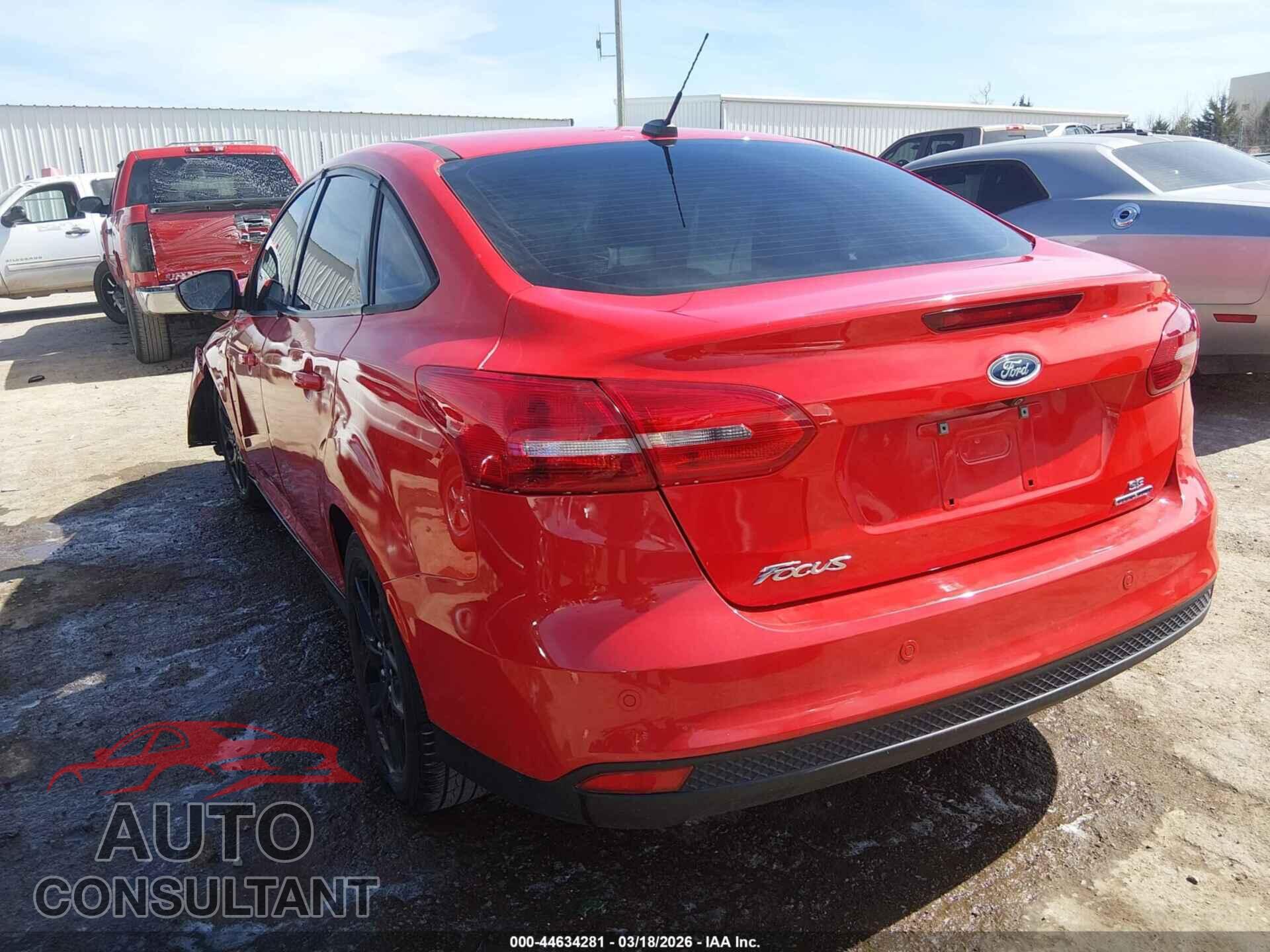 FORD FOCUS 2016 - 1FADP3F2XGL326426