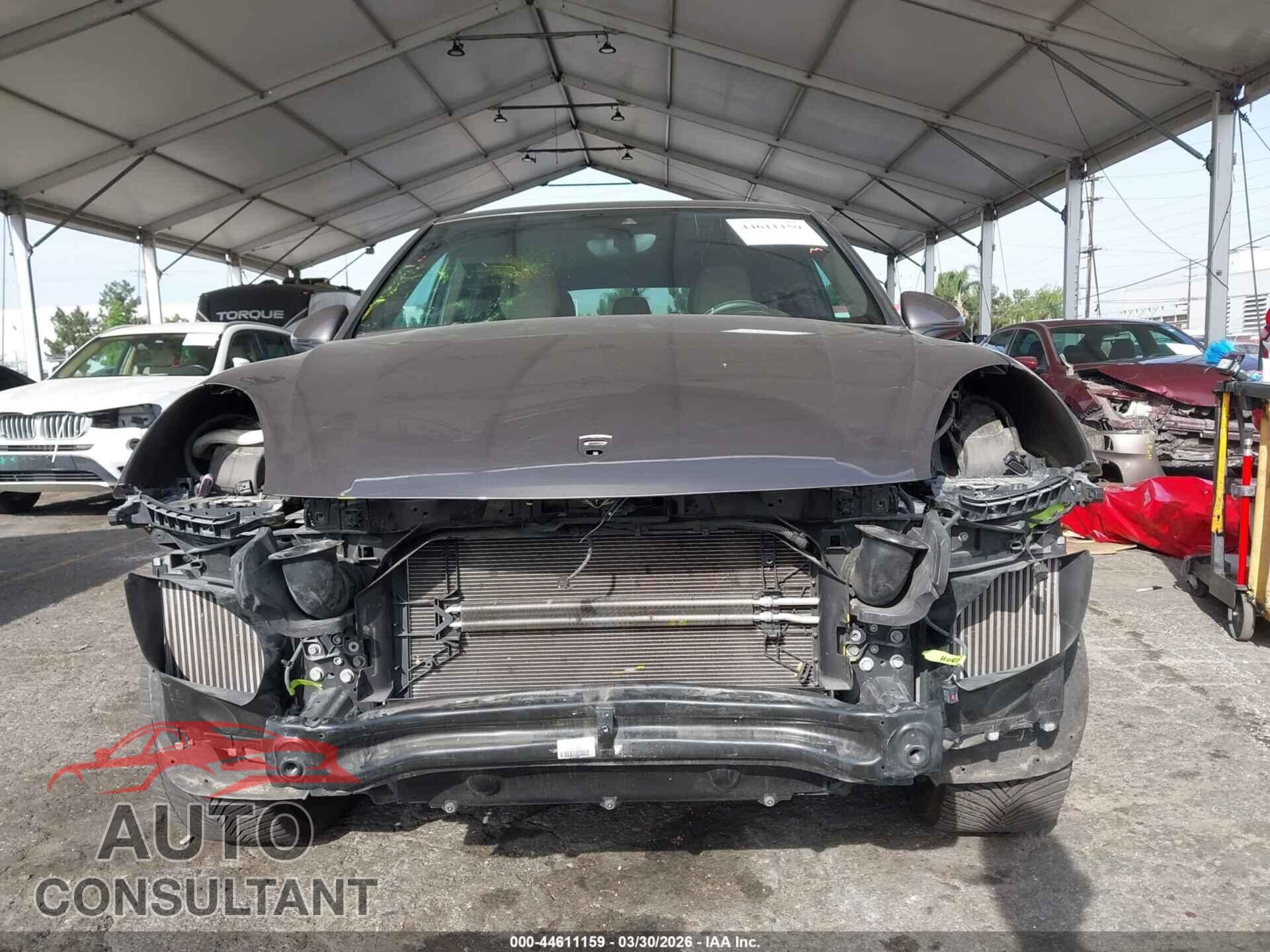PORSCHE CAYENNE 2016 - WP1AB2A27GLA93021