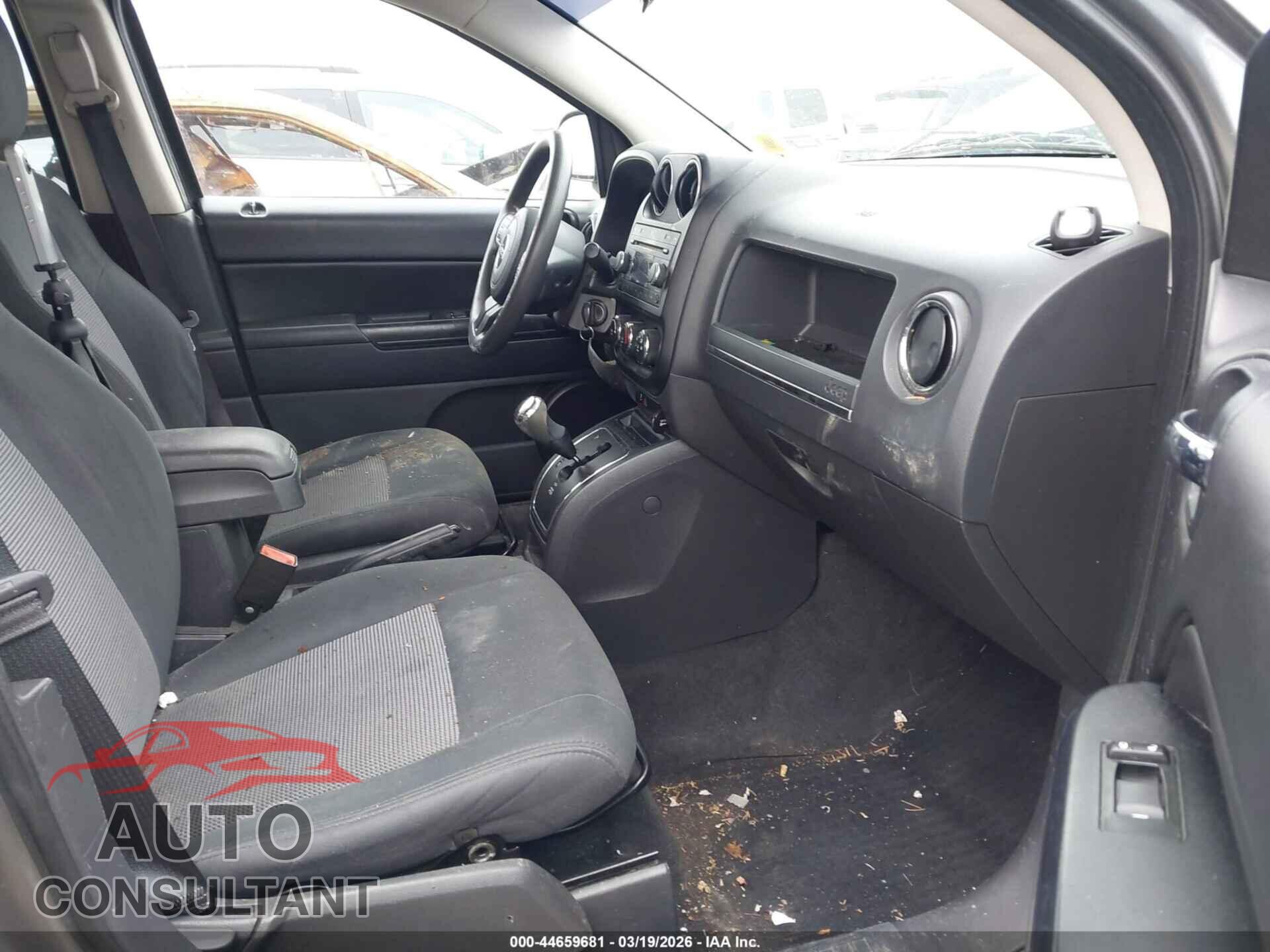 JEEP COMPASS 2012 - 1C4NJCBA6CD665282