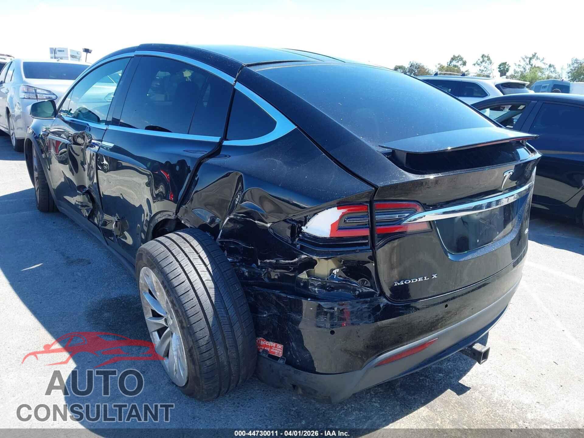TESLA MODEL X 2017 - 5YJXCAE25HF055739