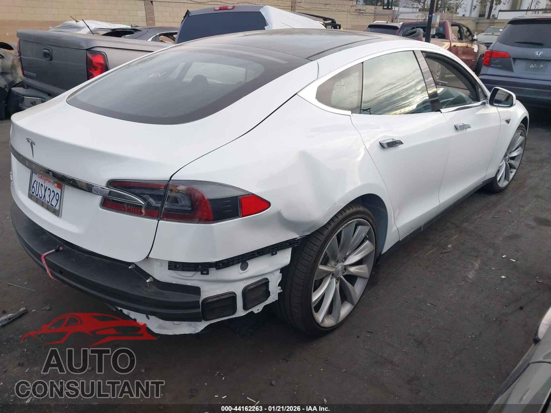 TESLA MODEL S 2012 - 5YJSA1DP0CFS00675