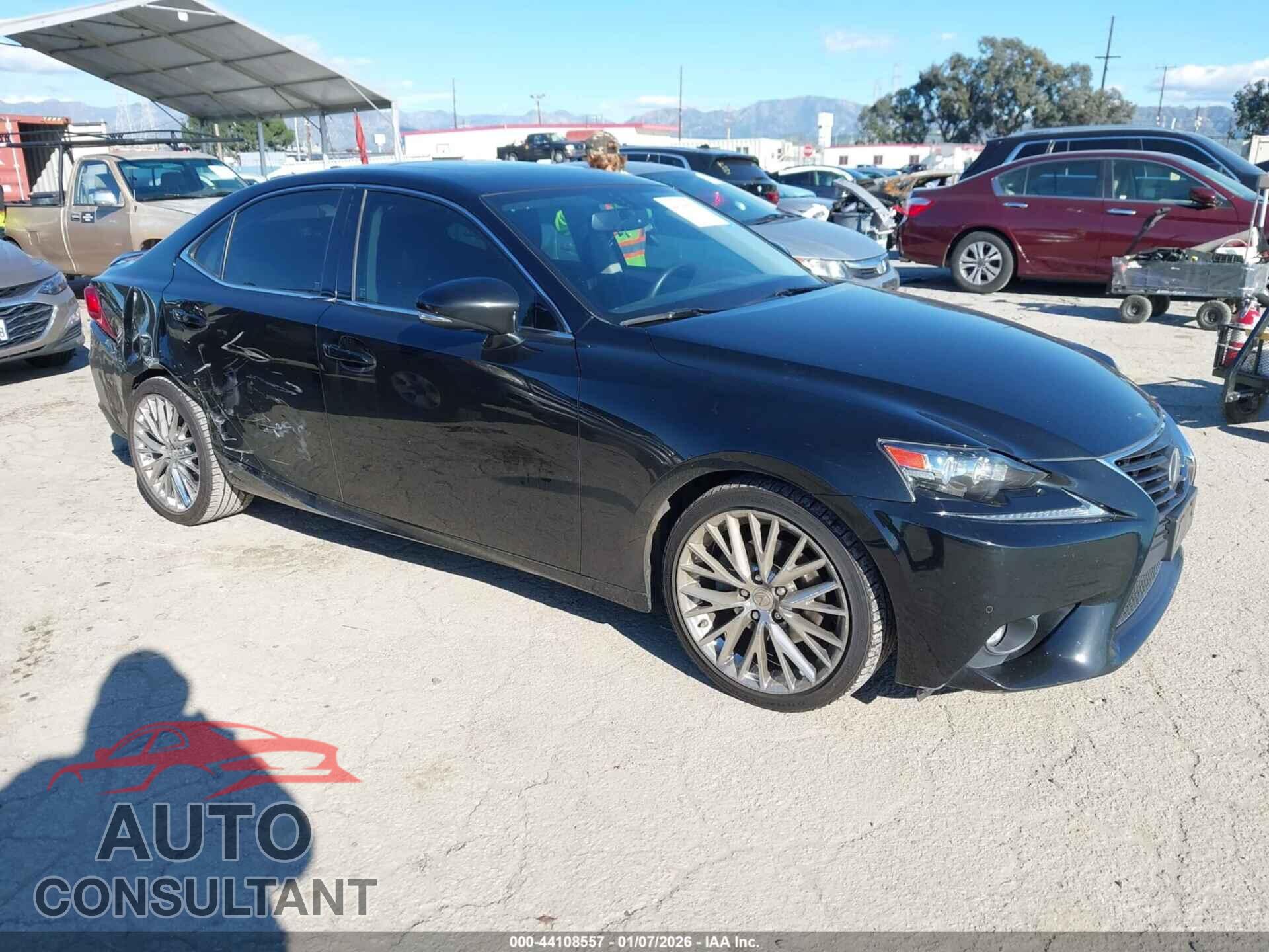 LEXUS IS 250 2015 - JTHBF1D28F5054939