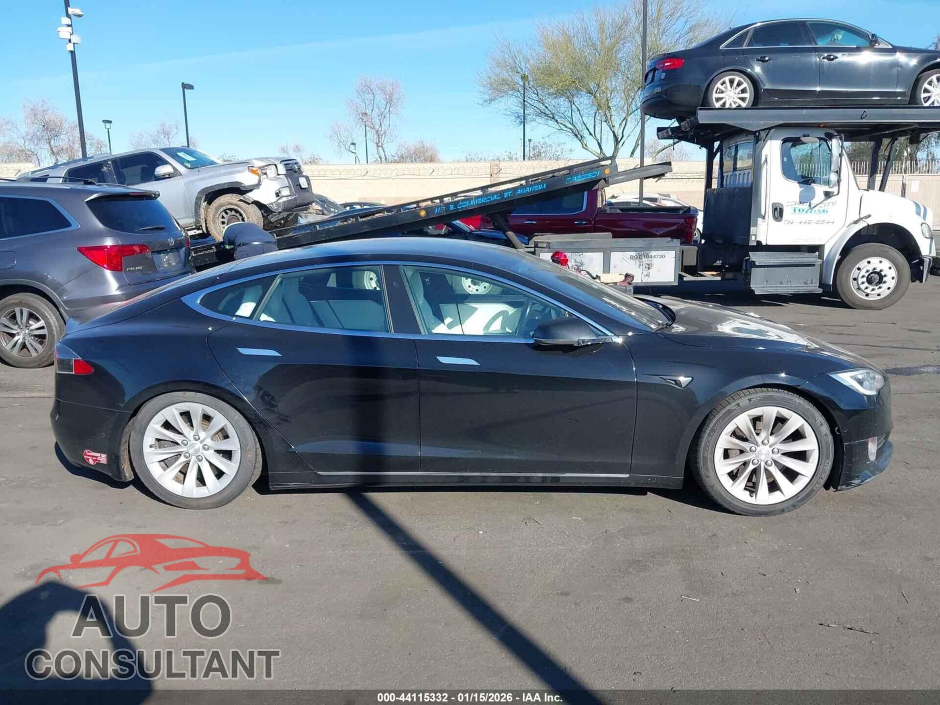 TESLA MODEL S 2017 - 5YJSA1E2XHF193387