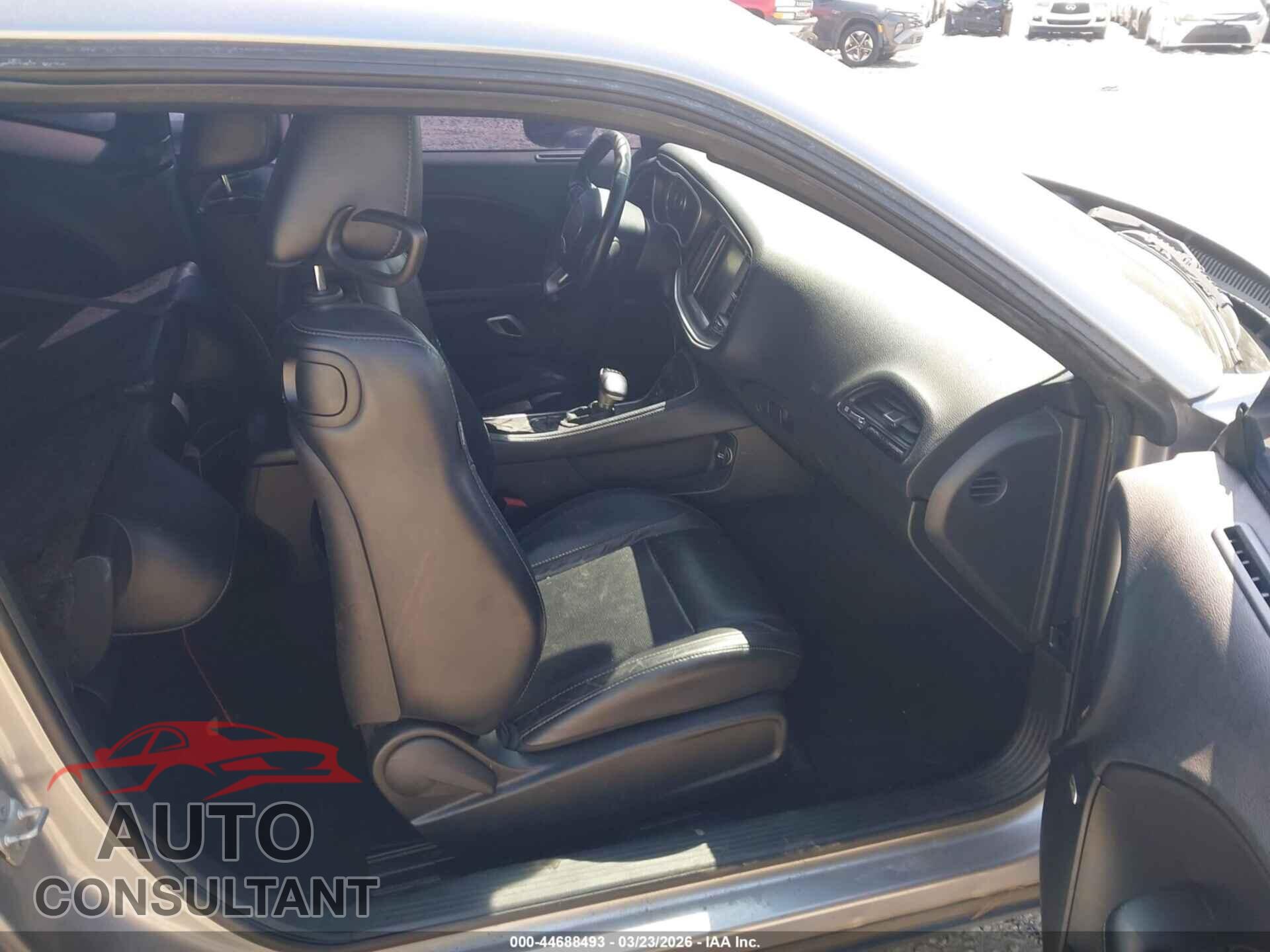 DODGE CHALLENGER 2015 - 2C3CDZBG2FH774582