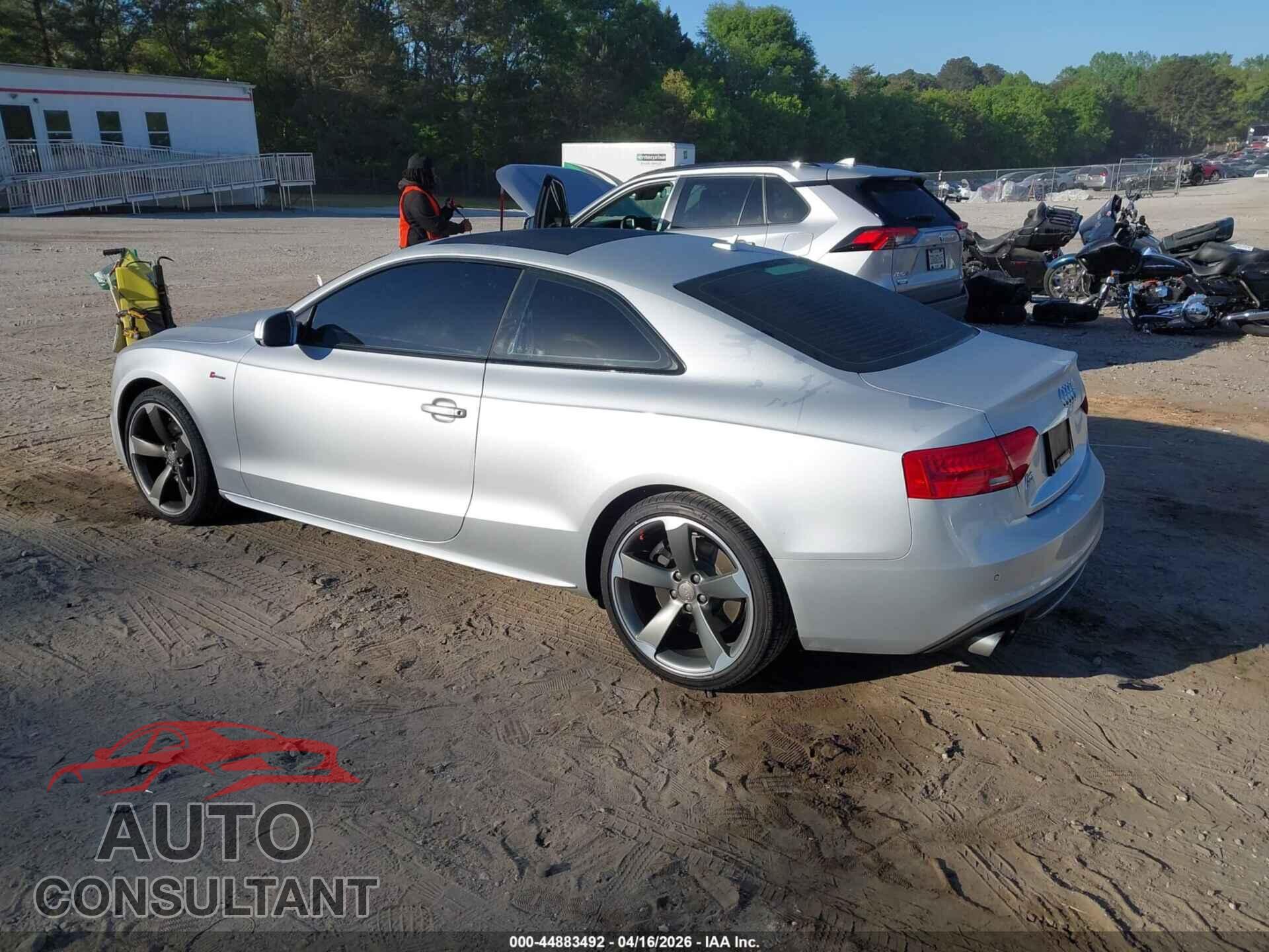 AUDI S5 2014 - WAUCGAFR5EA067079
