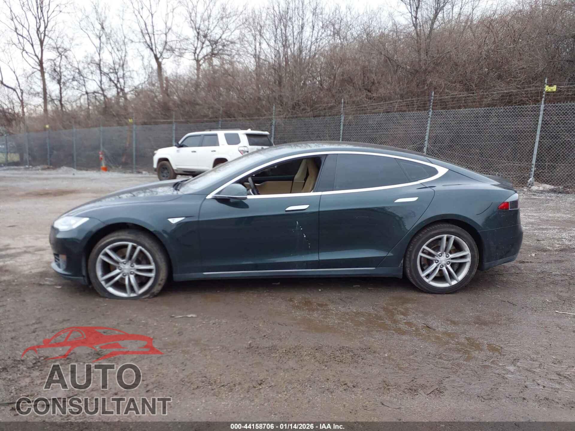 TESLA MODEL S 2012 - 5YJSA1CN3CFP03052