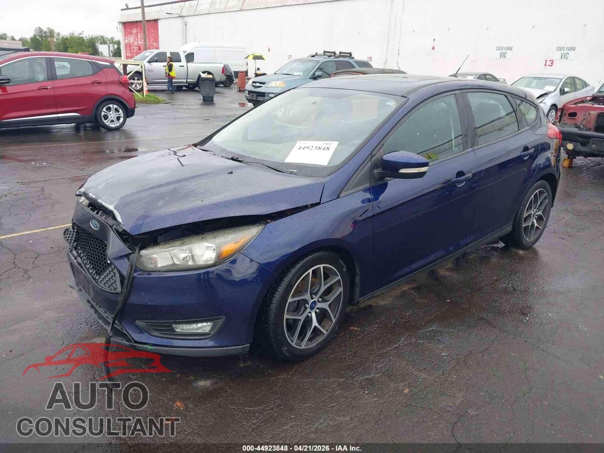 FORD FOCUS 2017 - 1FADP3M20HL246265