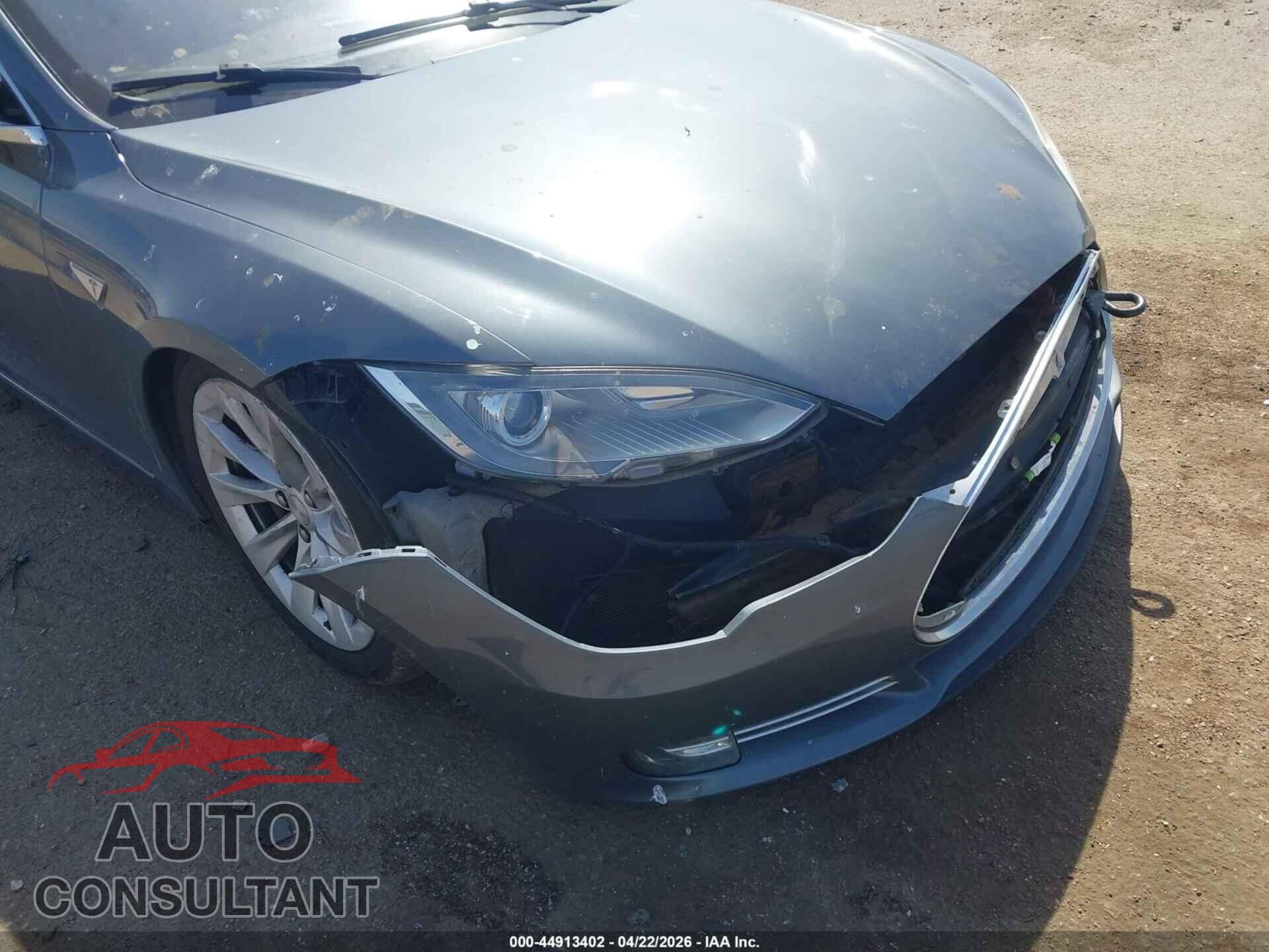 TESLA MODEL S 2013 - 5YJSA1CP4DFP17707
