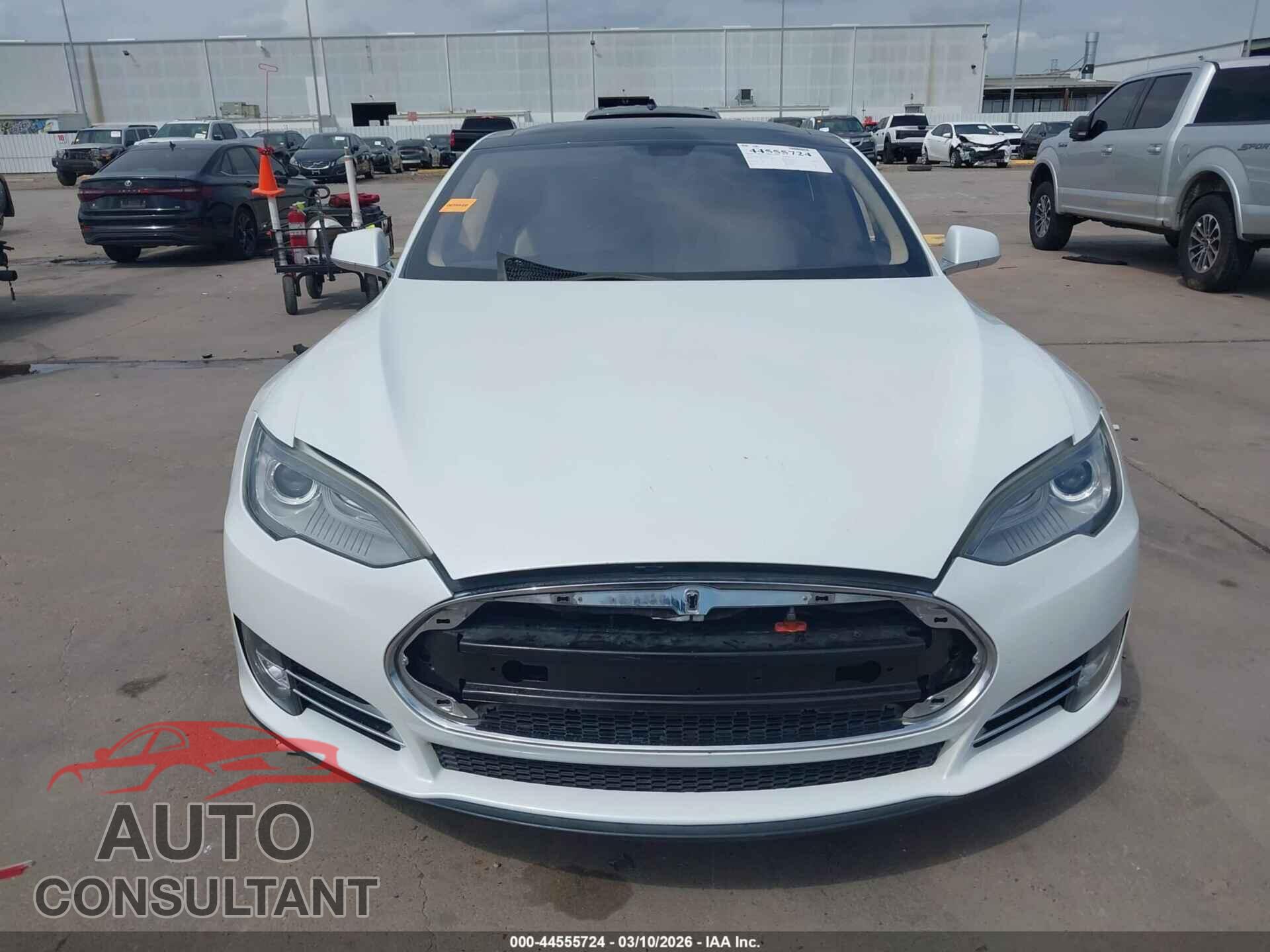 TESLA MODEL S 2013 - 5YJSA1CP5DFP06439
