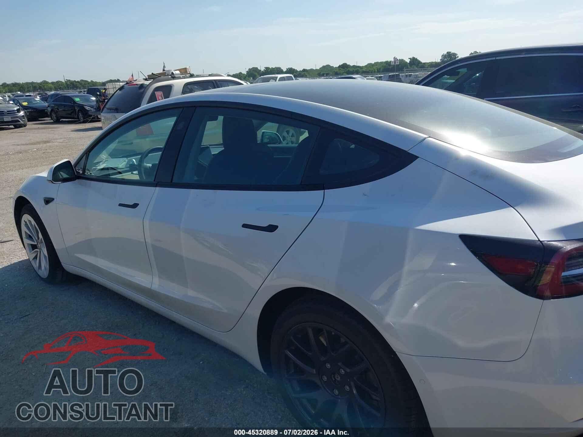 TESLA MODEL 3 2021 - 5YJ3E1EA7MF051377