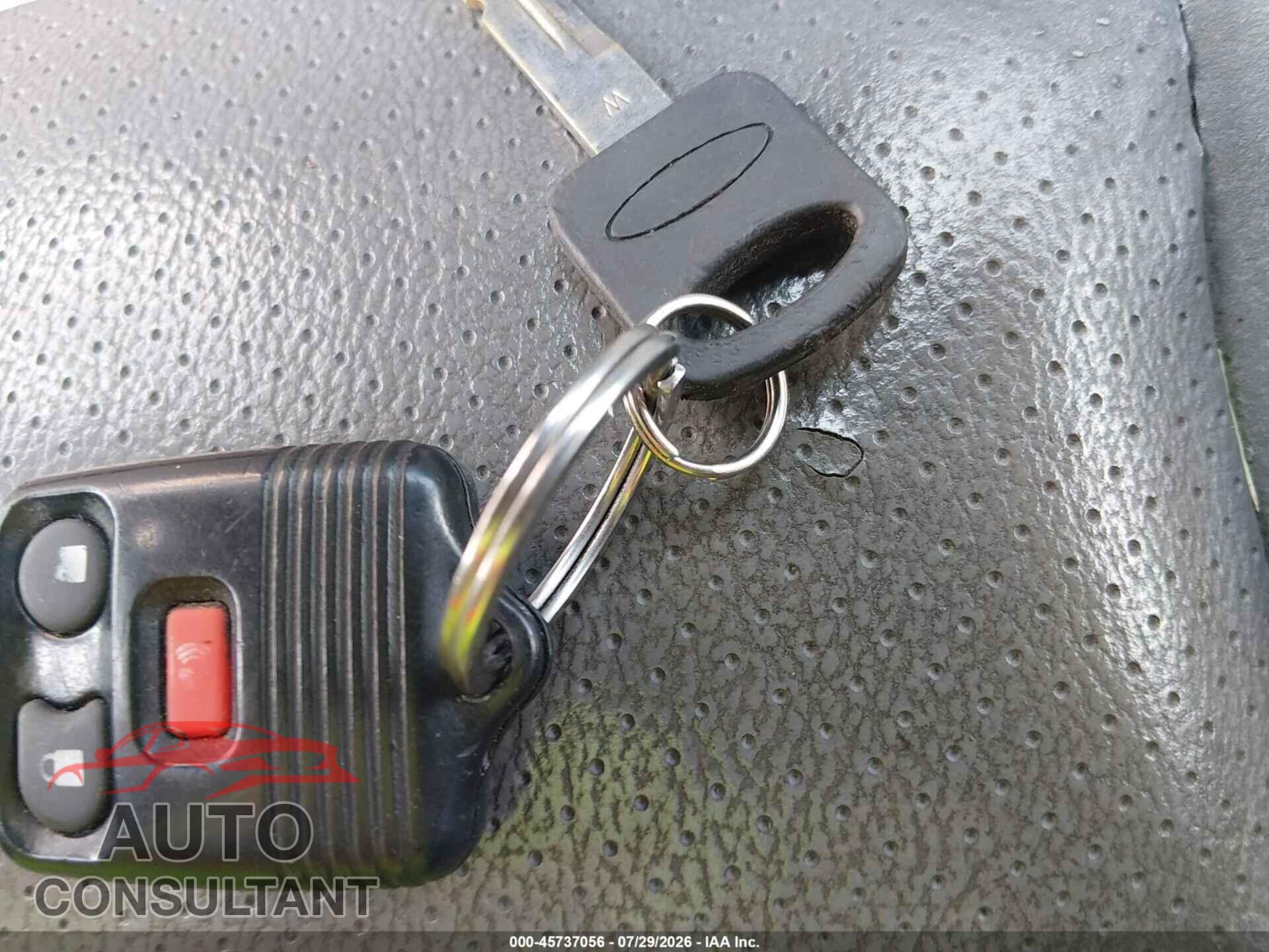 FORD E-250 2011 - 1FTNE2EW3BDA08704