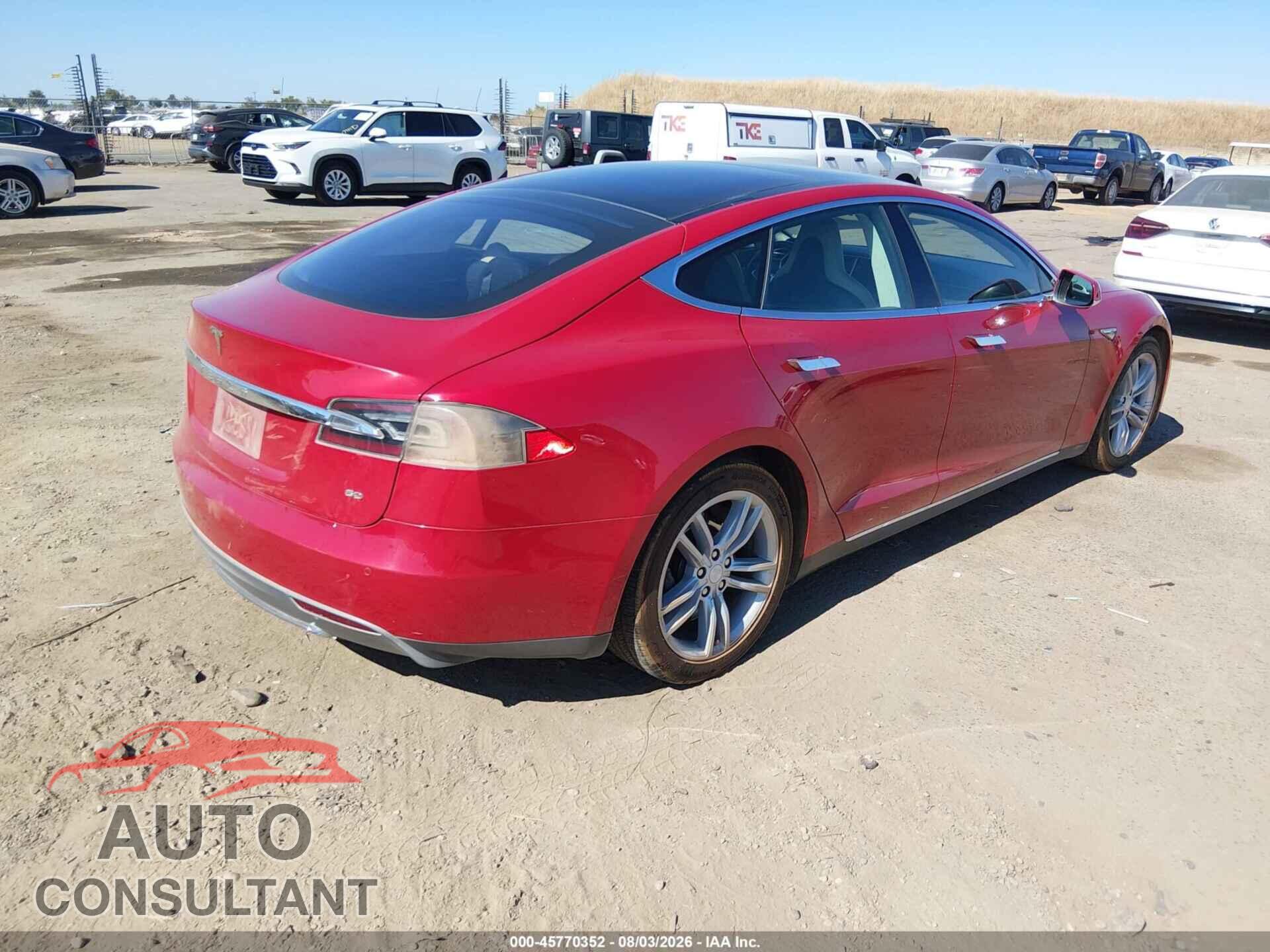 TESLA MODEL S 2013 - 5YJSA1CGXDFP23074