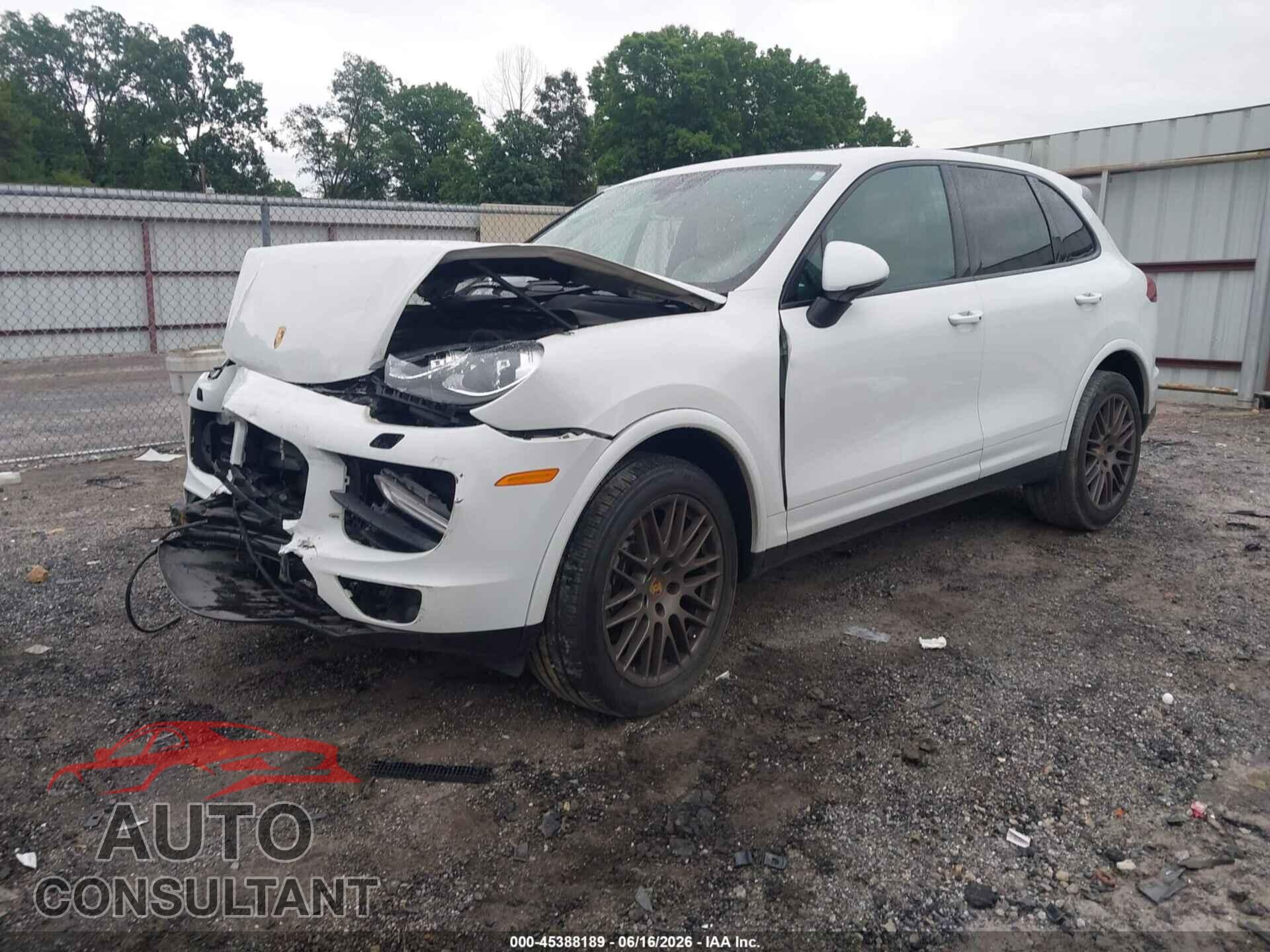 PORSCHE CAYENNE 2017 - WP1AA2A22HKA89761