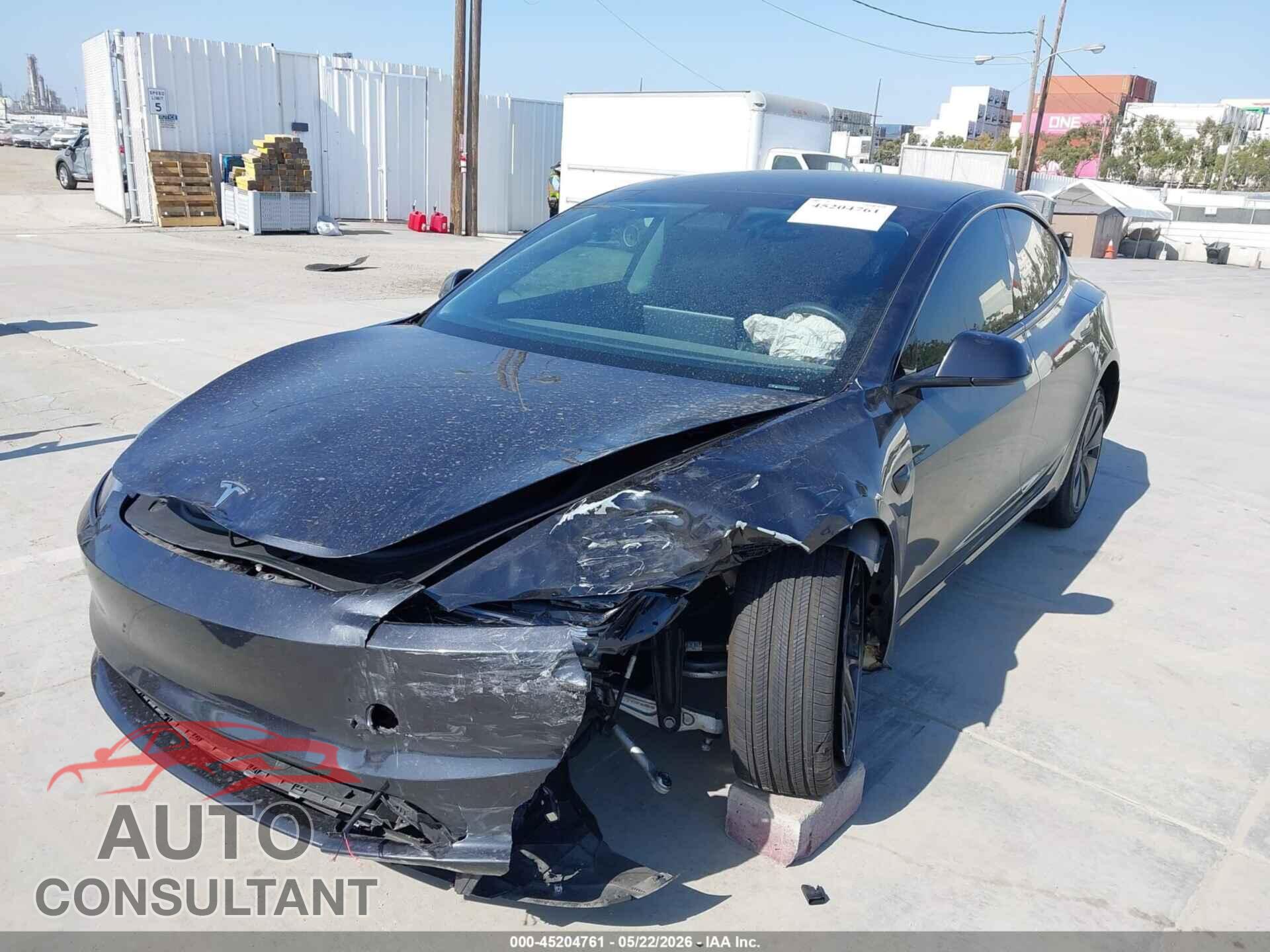 TESLA MODEL 3 2024 - 5YJ3E1EB5RF811709