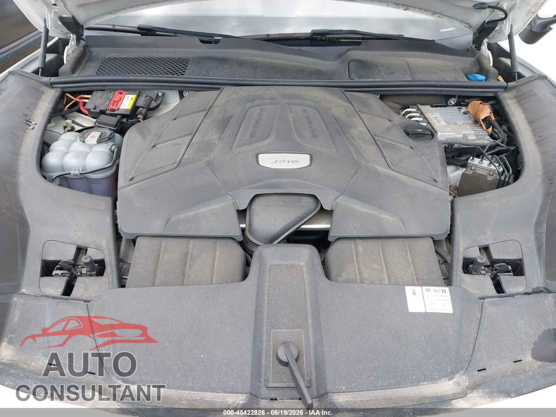 PORSCHE CAYENNE 2020 - WP1AA2AY4LDA04114