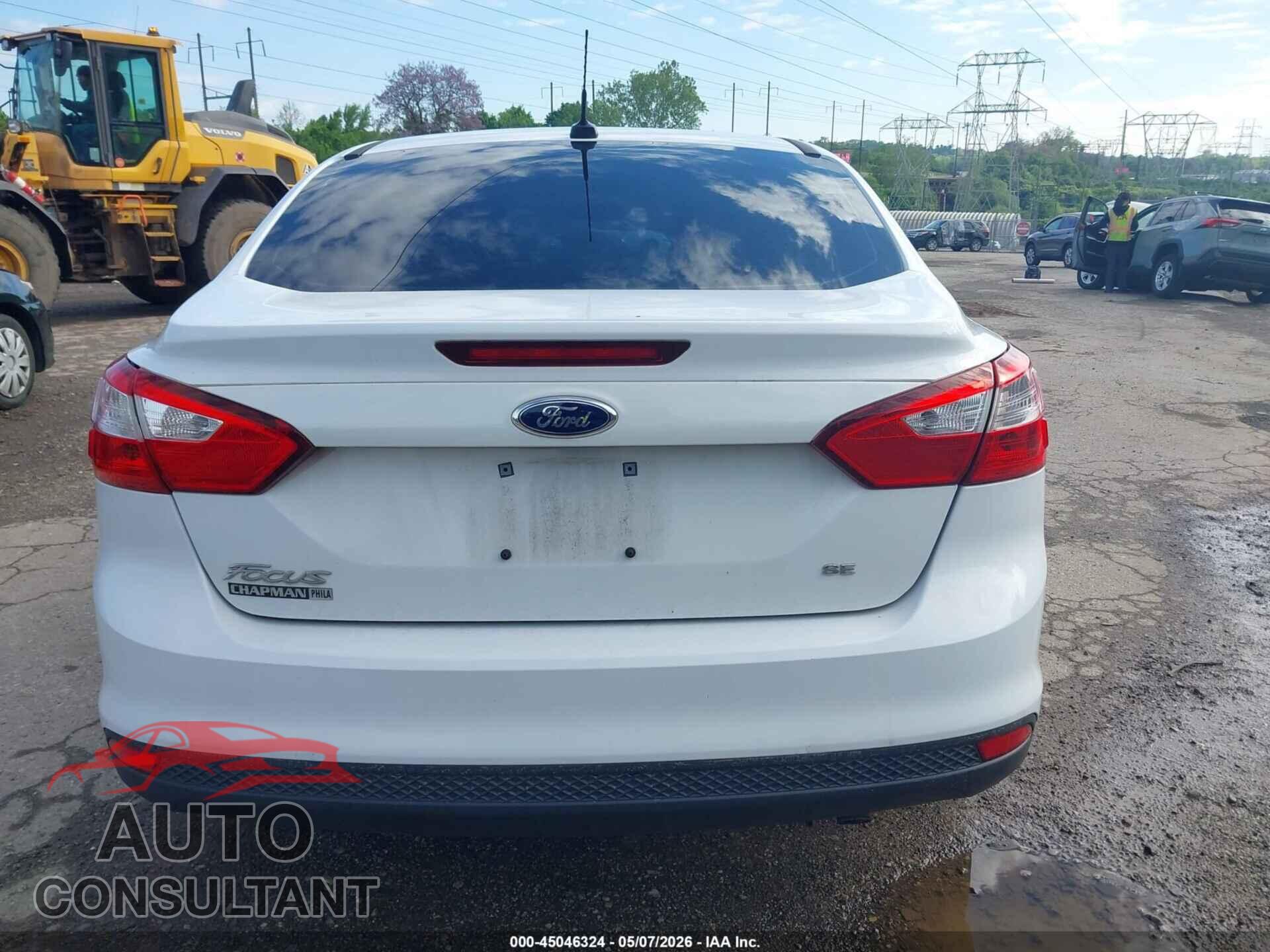 FORD FOCUS 2014 - 1FADP3F28EL366596