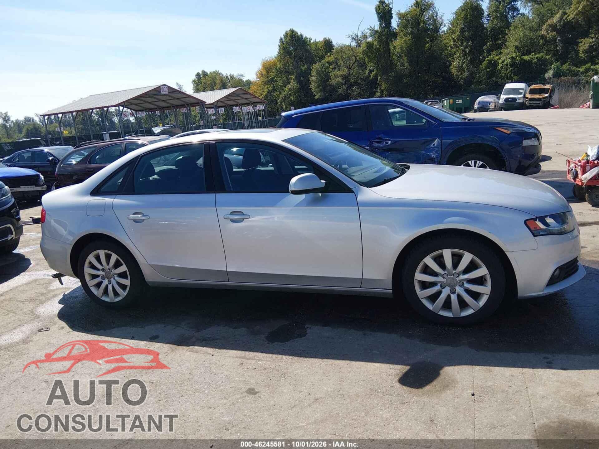AUDI A4 2012 - WAUDFAFL6CA111395