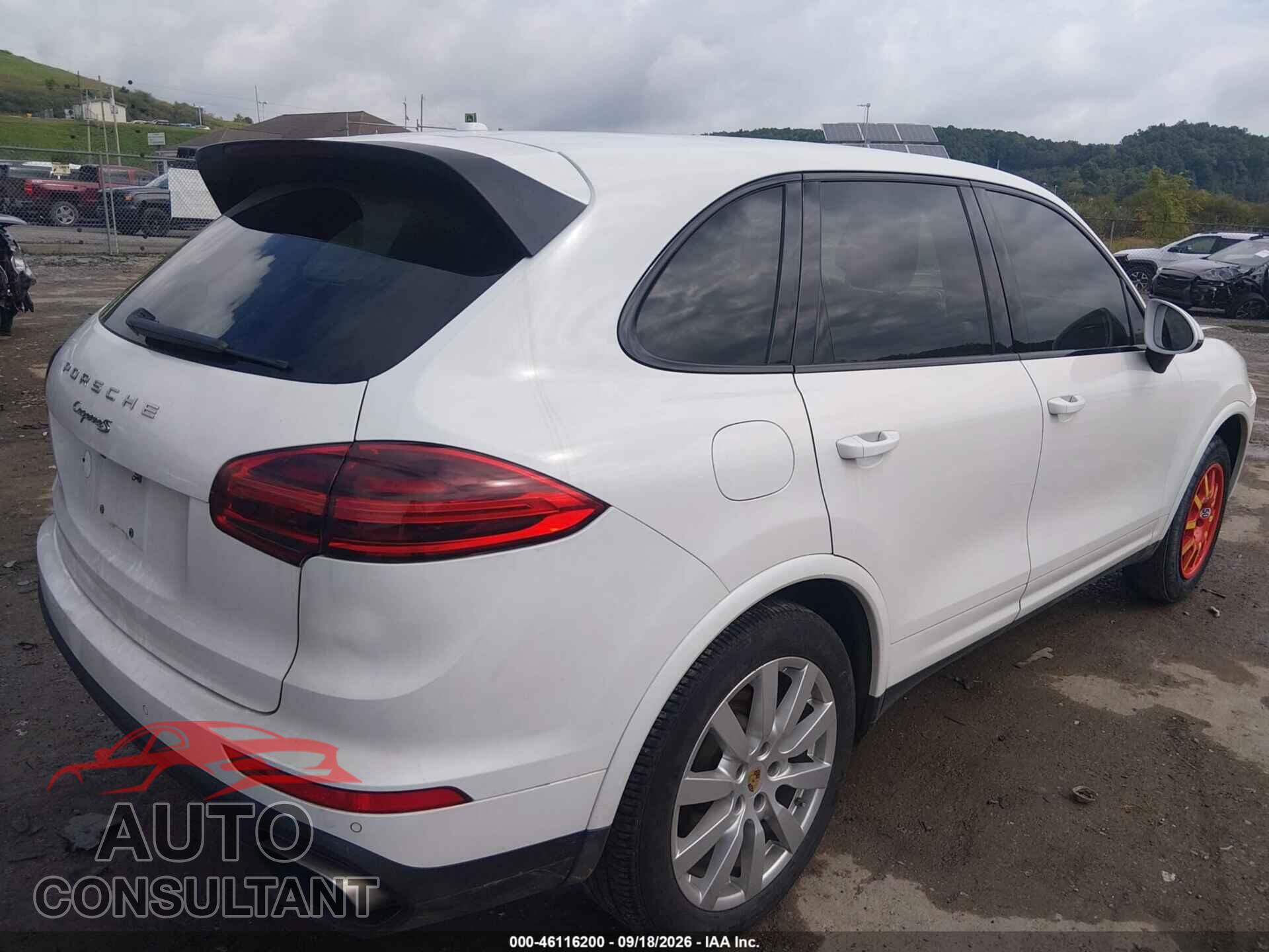 PORSCHE CAYENNE 2017 - WP1AA2A22HKA92353