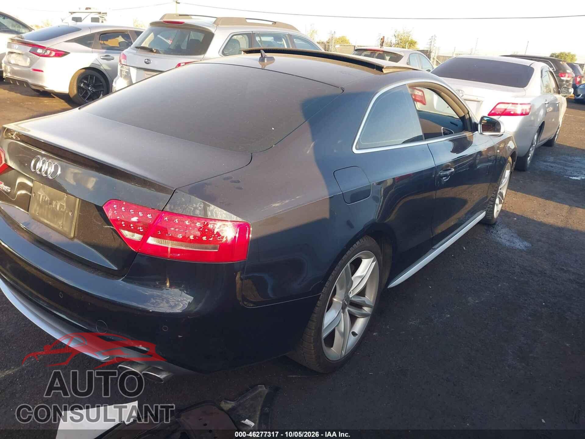 AUDI S5 2012 - WAUVVAFR8CA011102