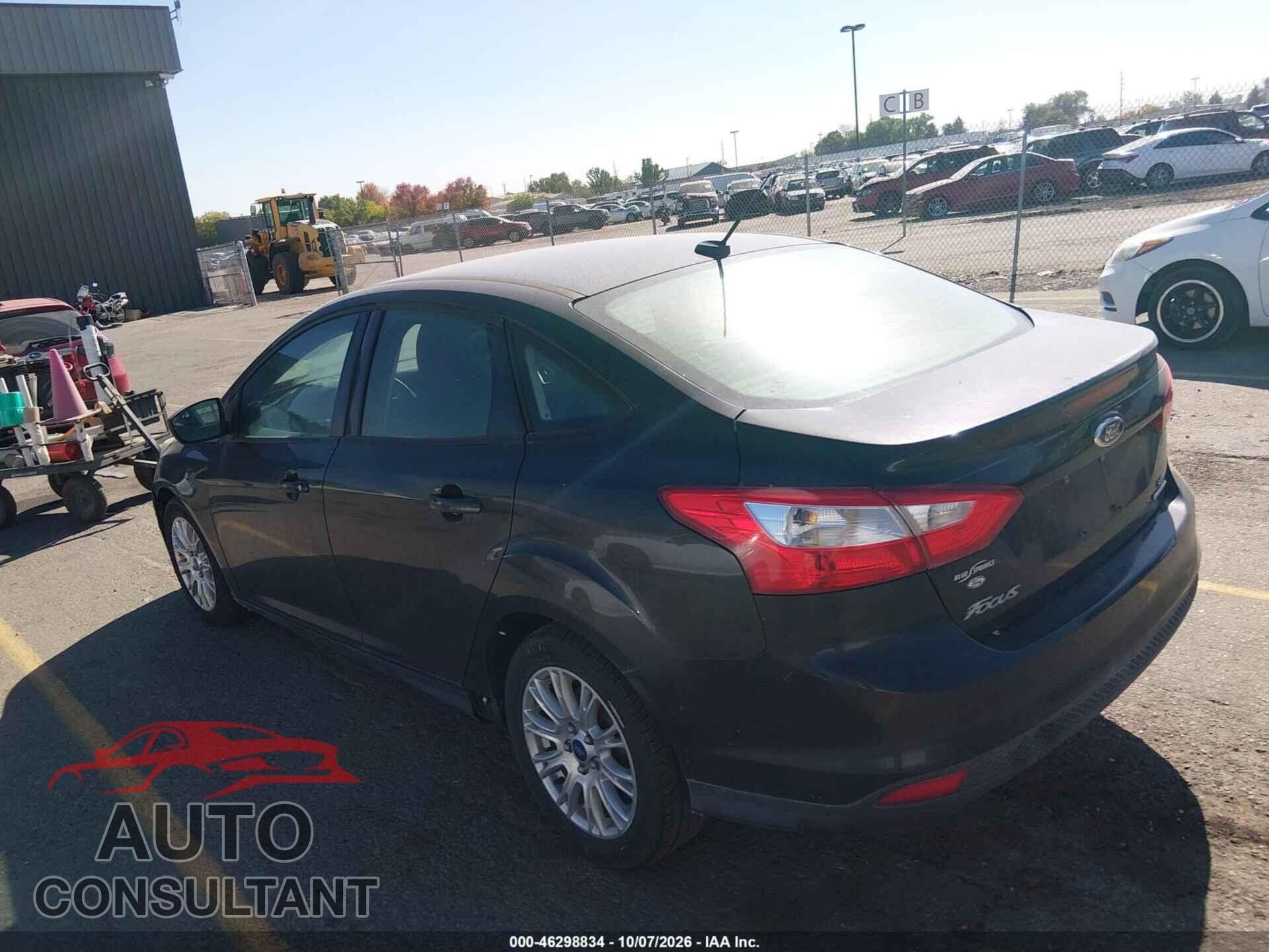 FORD FOCUS 2012 - 1FAHP3F24CL424671